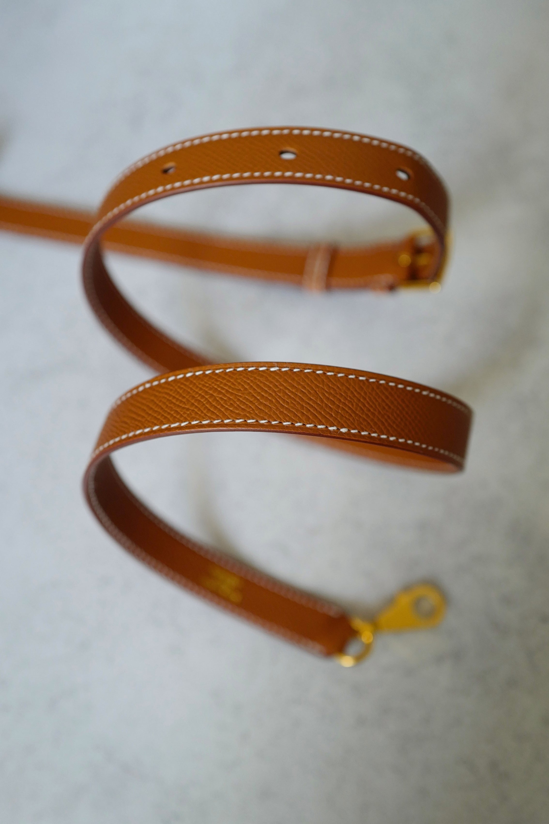 NEW Hermès Adjustable Strap 20mm 85-105 cm Bag Strap Gold Epsom Leather Gold HW