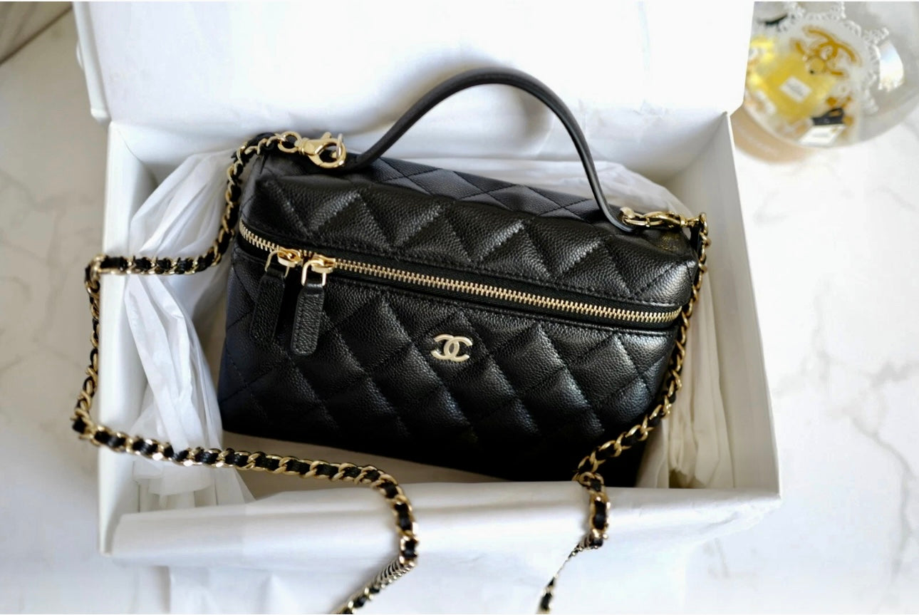 NEW Chanel Spring-Summer 2025 25P Long Chain Vanity Case L19 – Black Caviar GHW