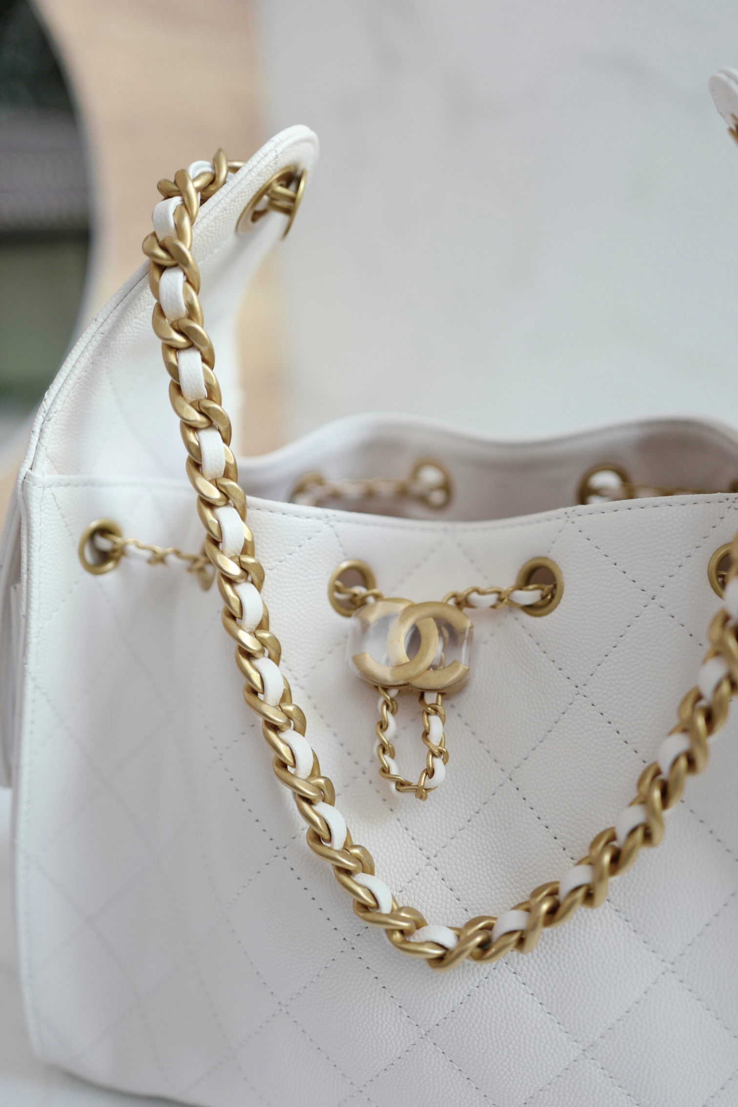 NEW Chanel Hobo Bag Small White Calfskin 25A Gold Hardware