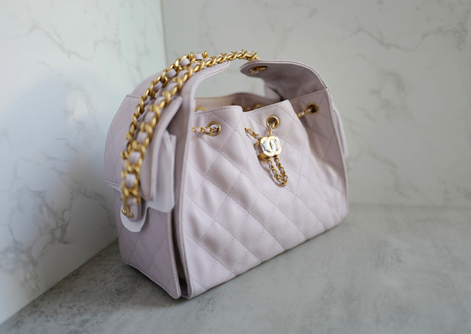 BNIB Chanel 25K Small Hobo Bag Lilac Grained Calfskin with Gold Hardware