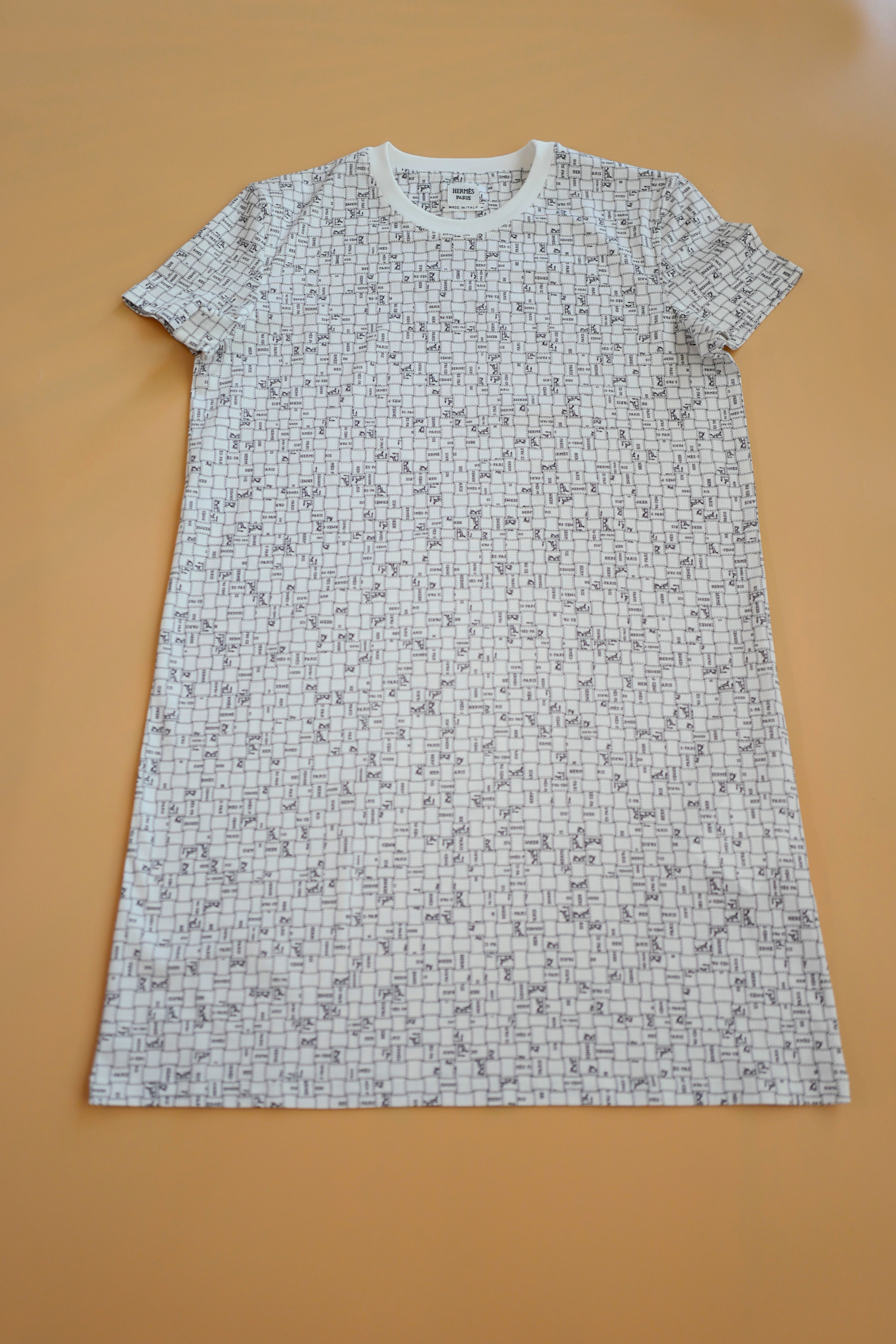 NEW Hermès Robe Droite Imprimée Bolduc au Carre Blanc Casse size 38