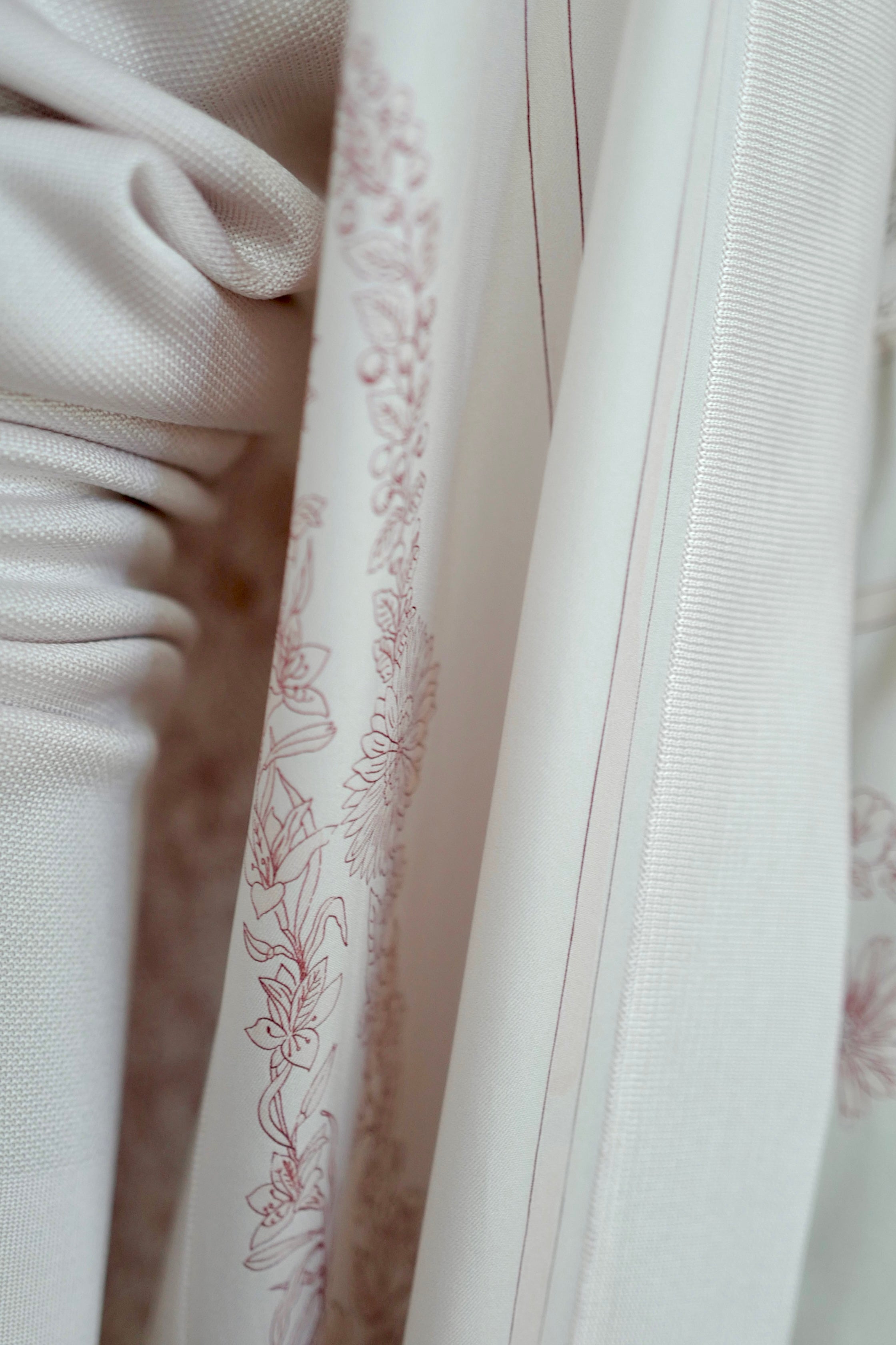 NEW Hermès "Brides de Gala en Fleurs" long-sleeve twillaine– Rose Pâle Pink- Size 34 $5K Retail