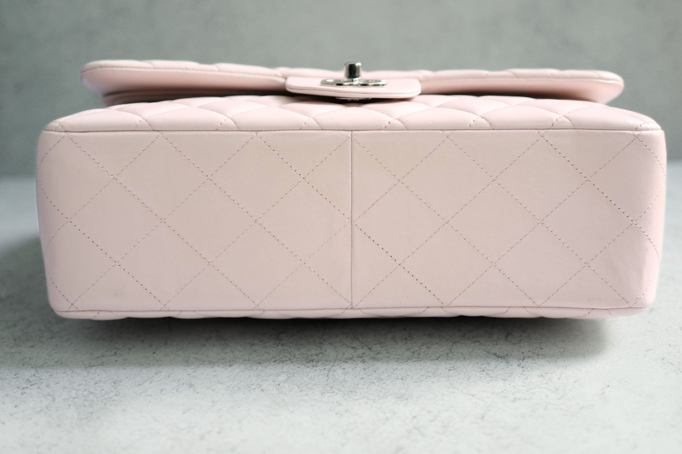 Preowned Chanel Jumbo Classic Flap in Baby Pink Rose Clair Lambskin #13