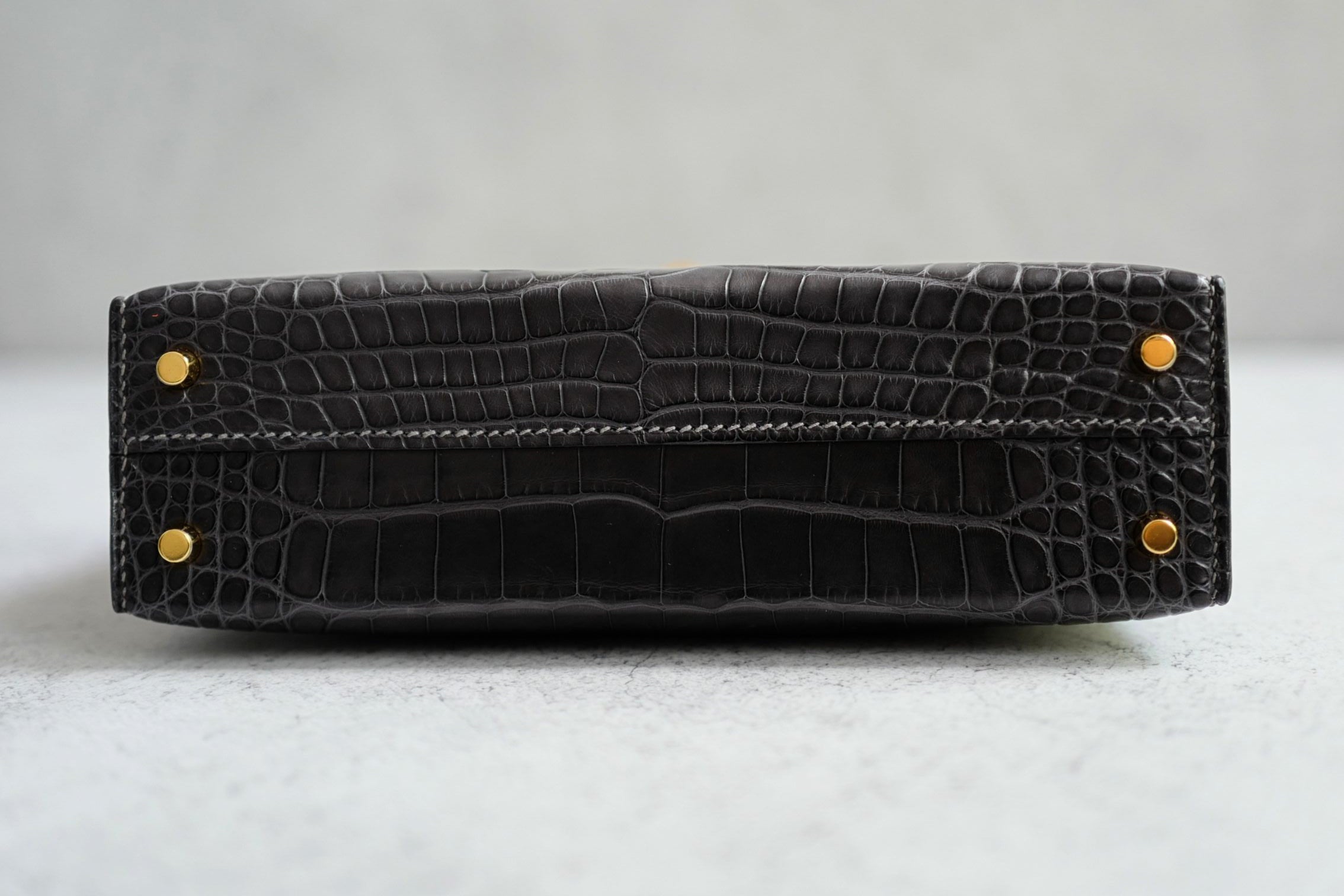 Hermès Mini Kelly Graphite Sellier Alligator Mississippiens K Stamp GHW