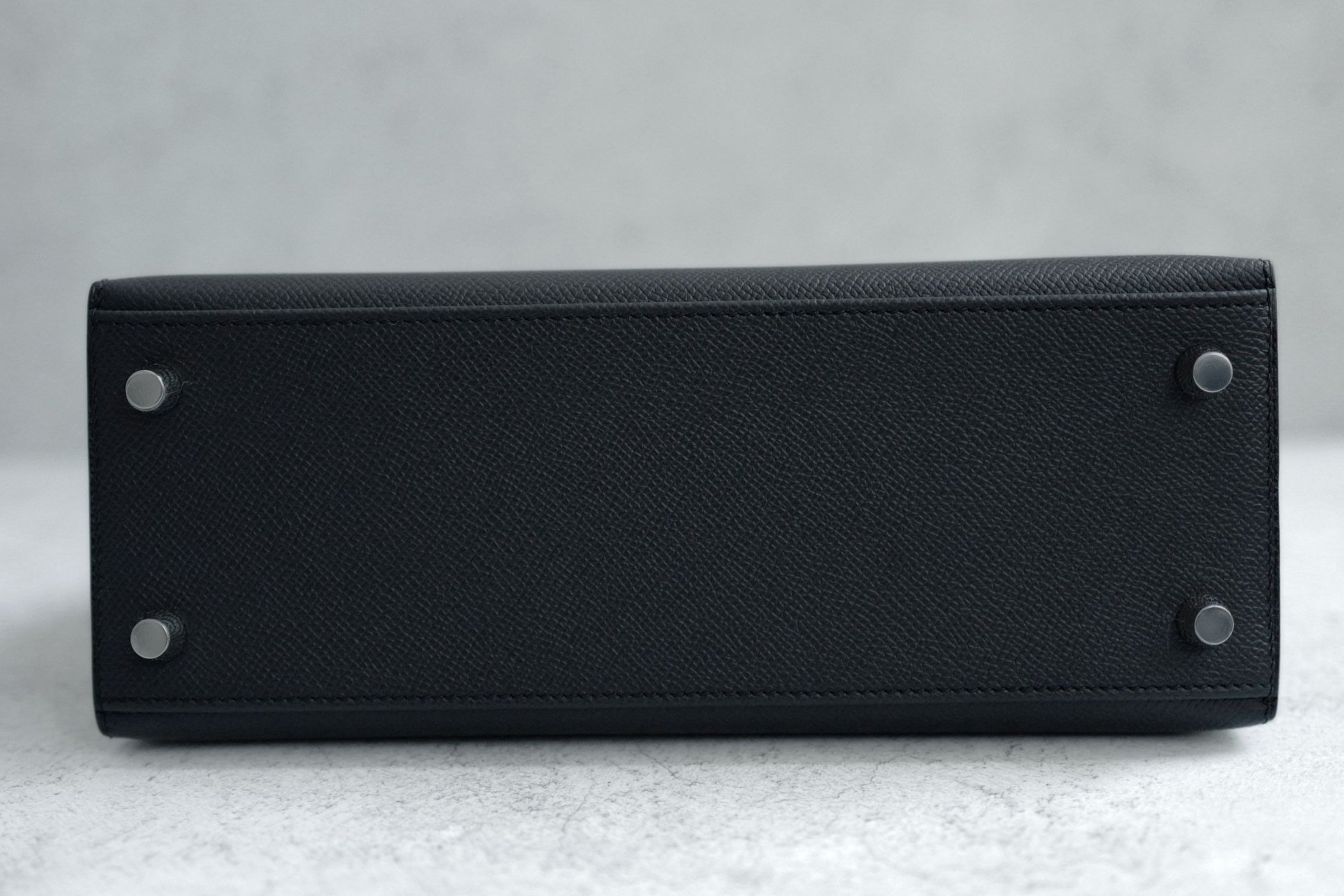 NEW Hermès Kelly 25 Black Epsom Sellier Palladium Hardware