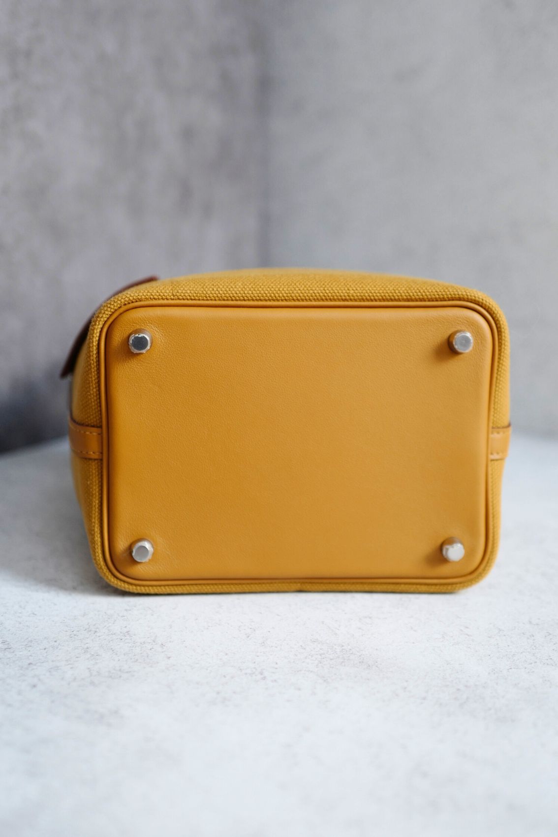 BNIB Hermes Picotin 18 Cargo in Sesame Palladium Hardware B Stamp