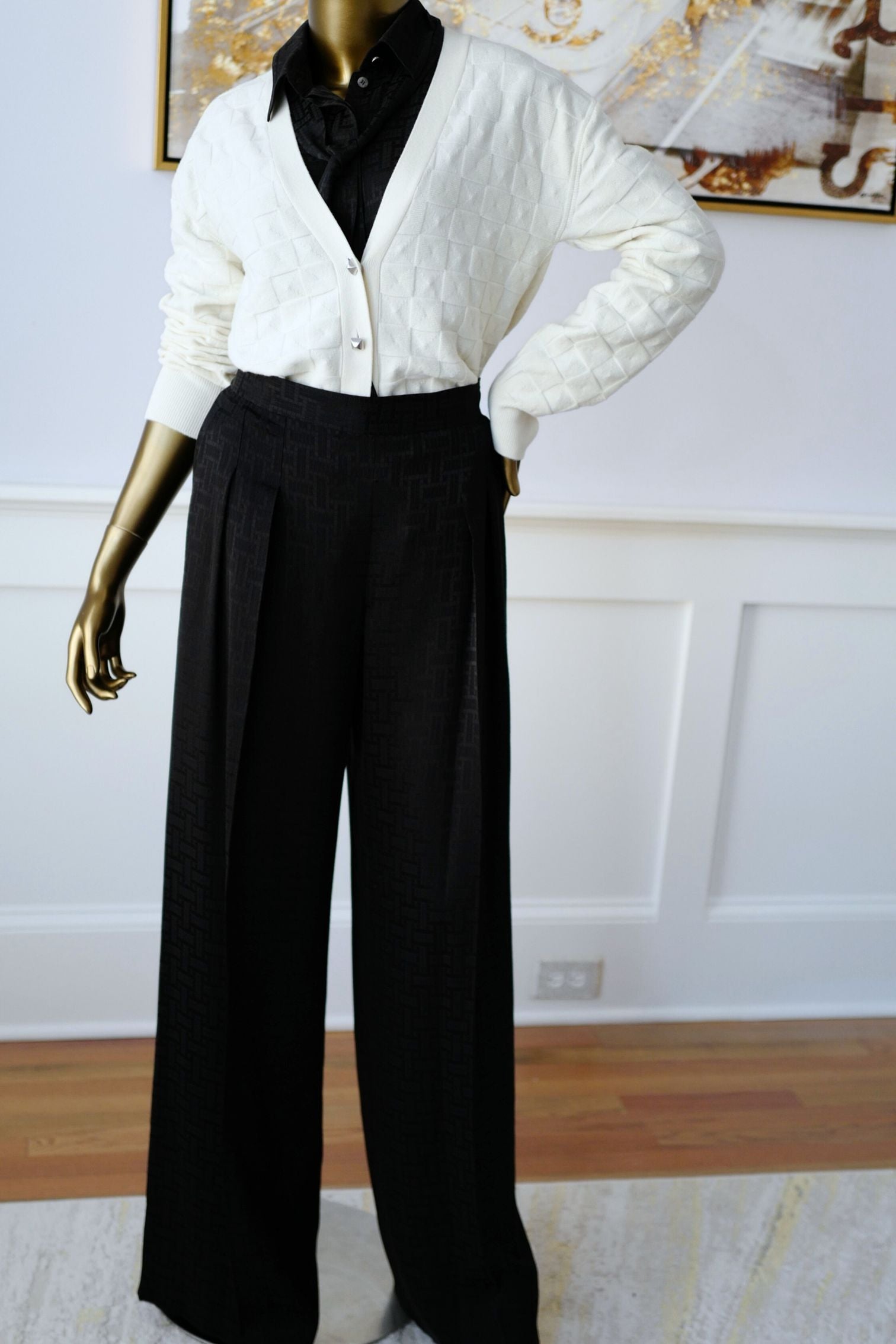 Hermès Maille Médor Softerwear Blanc Naturel Knit Cardigan Button Front Size 38