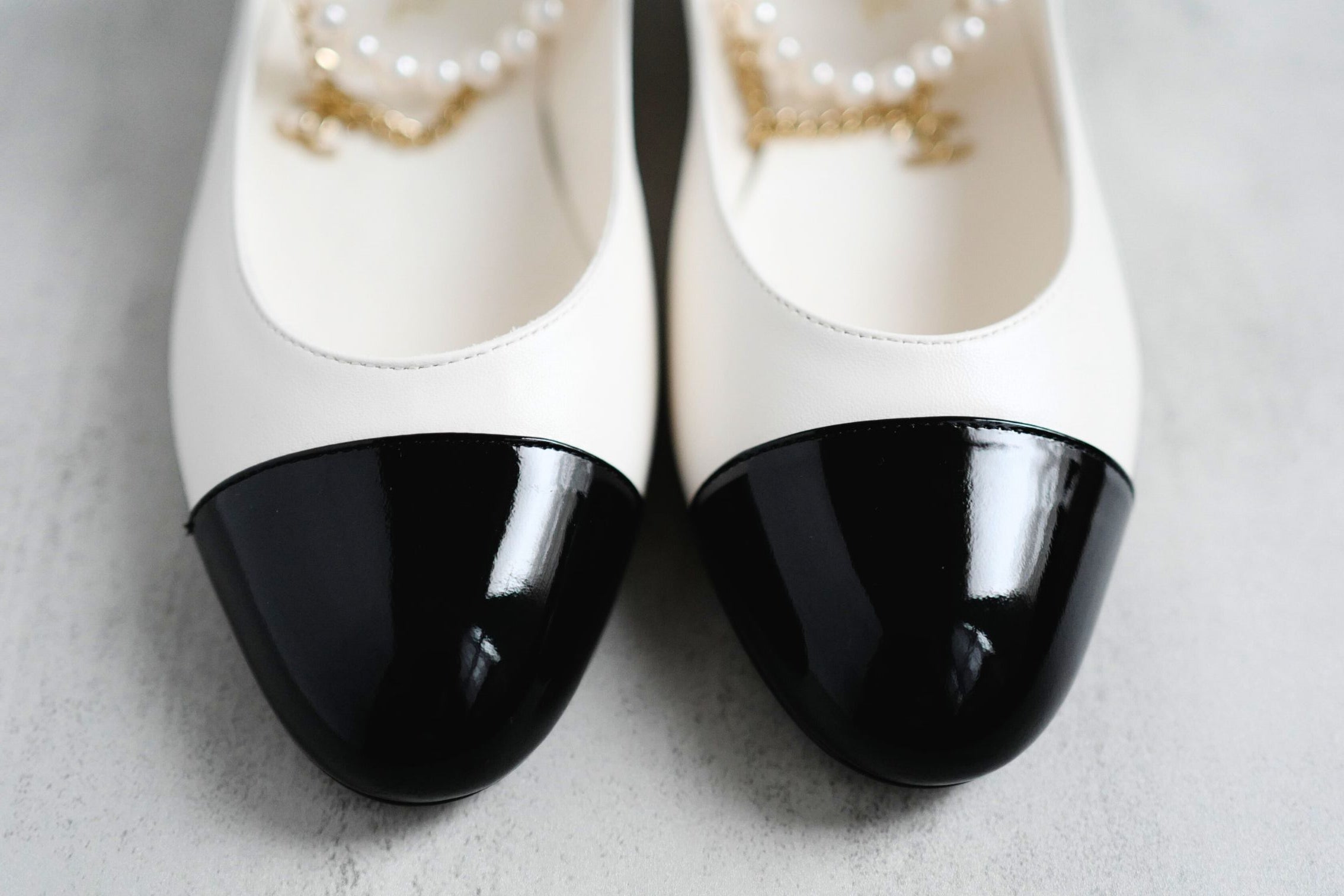 CHANEL Mary Jane Black/White Lambskin Patent Leather Pearl Detail Size 39