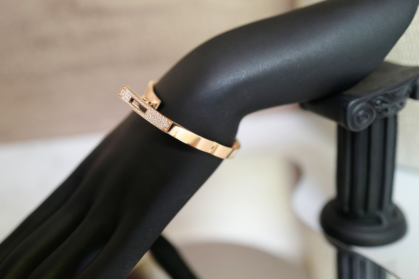 Hermès Kelly Diamond Bangle Bracelet 18K Rose Gold 0.36ct Size SH