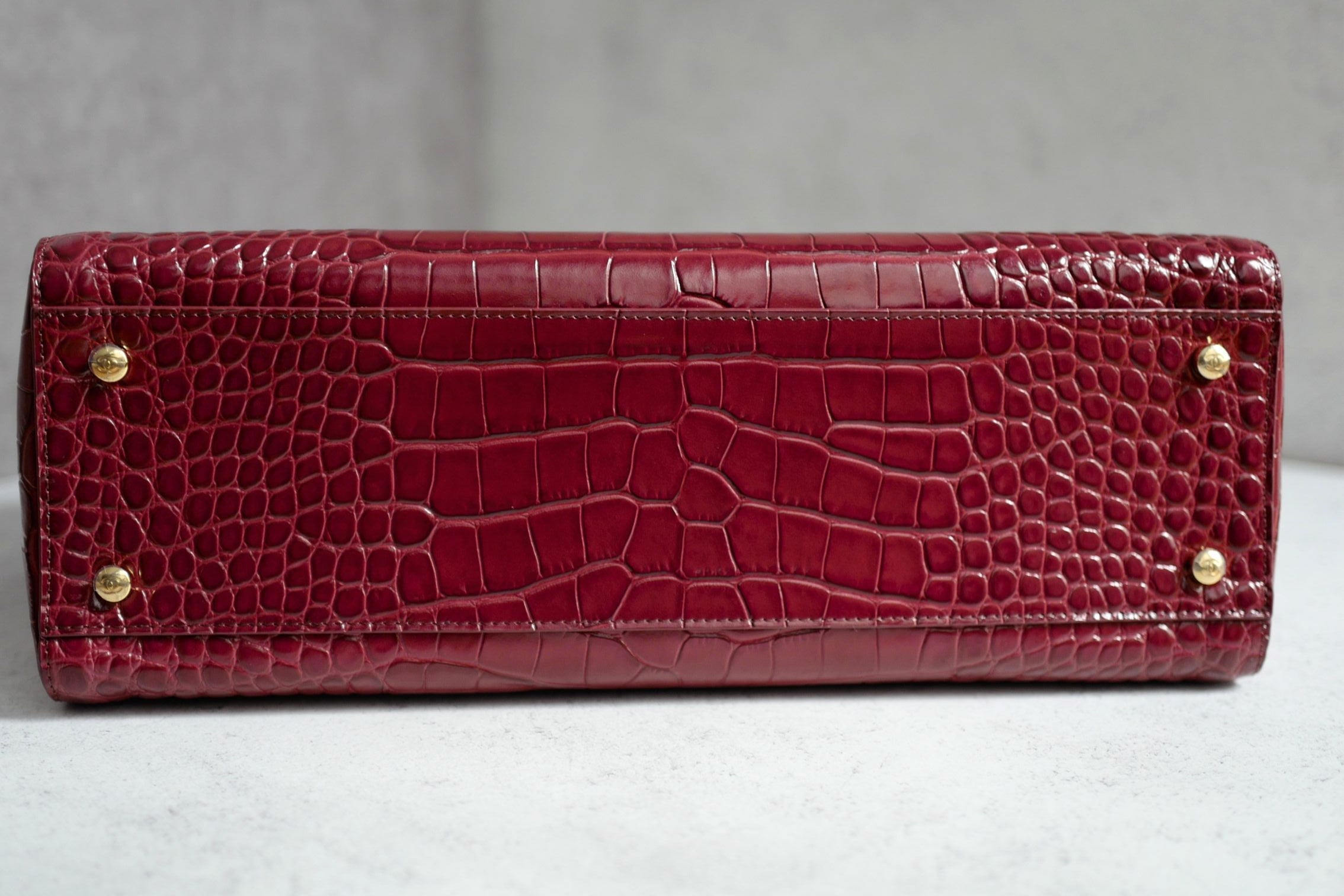Chanel 26S Matthieu Blazy's Small Tote Red Crocodile Embossed Calfskin GHW
