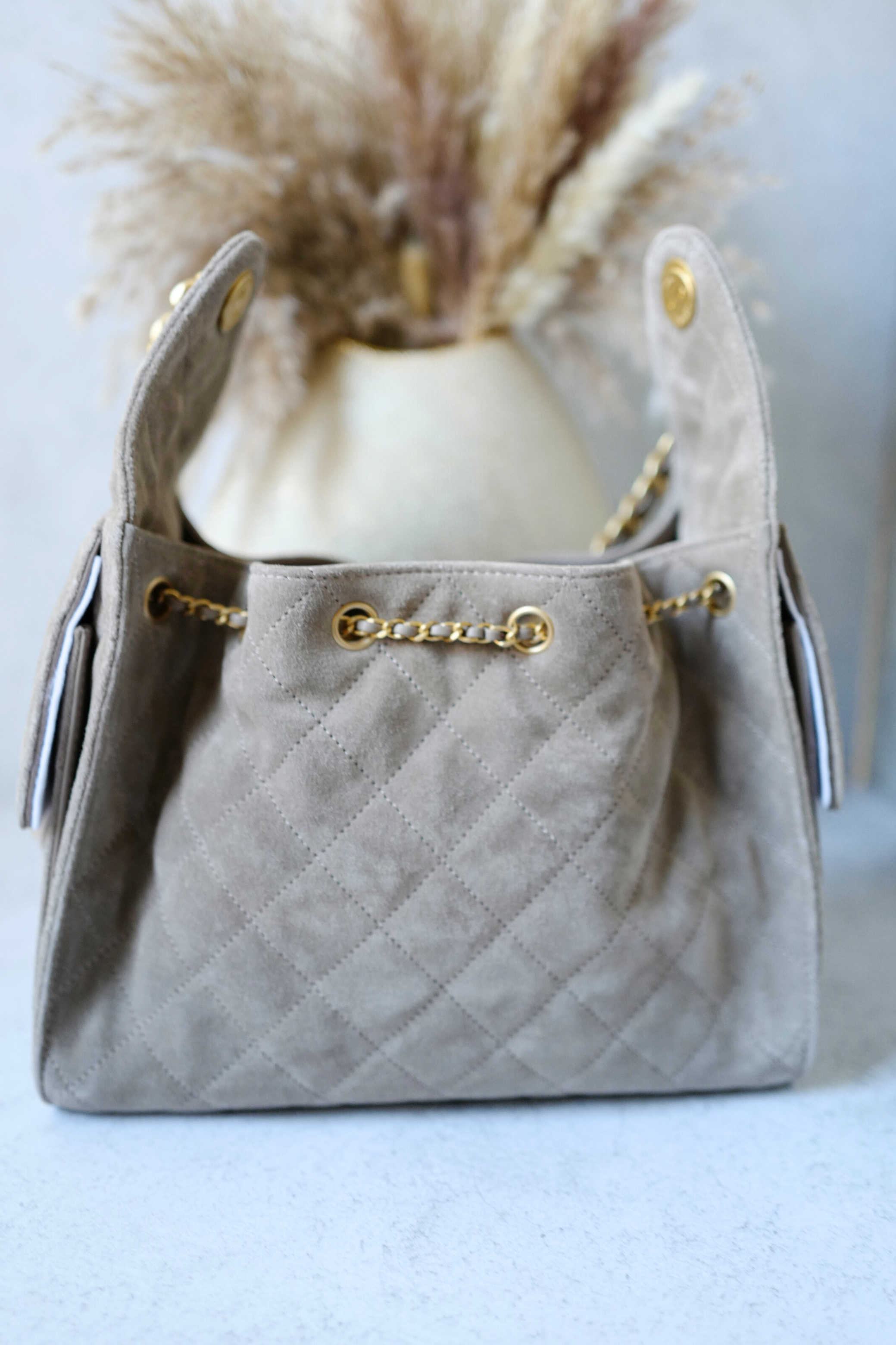 BNIB Chanel 25K Small Hobo Bag grey Suede with Gold Hardware