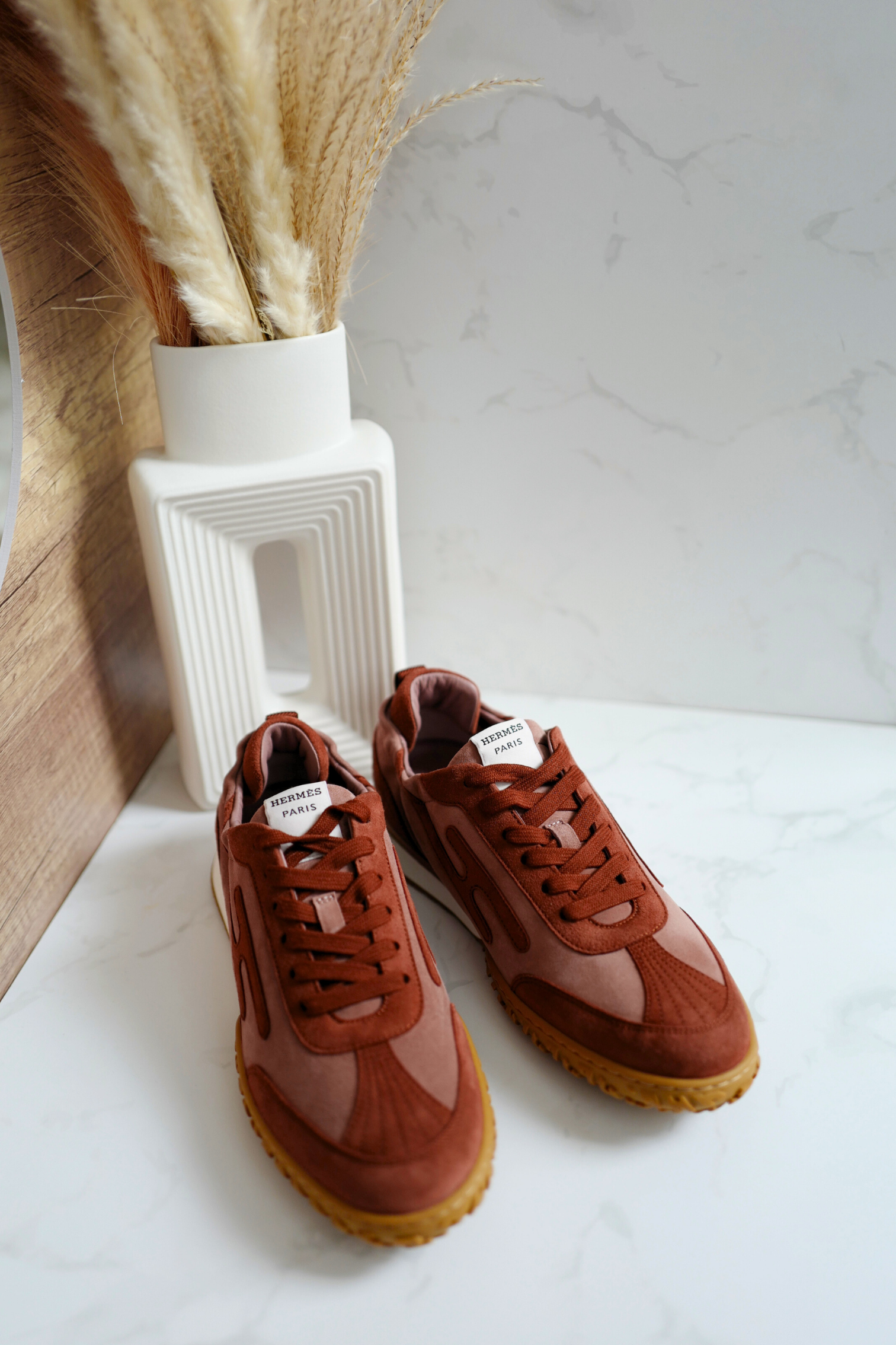 BNIB Hermes Women Sneakers Jet Velvet Rose Antique/Rouge size 38