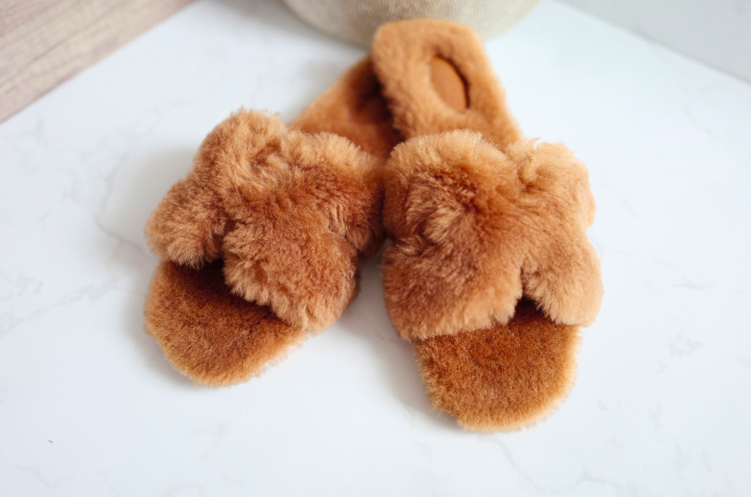 New Hermès Oran Sandal in Sheep Fur Naturel  Size 39
