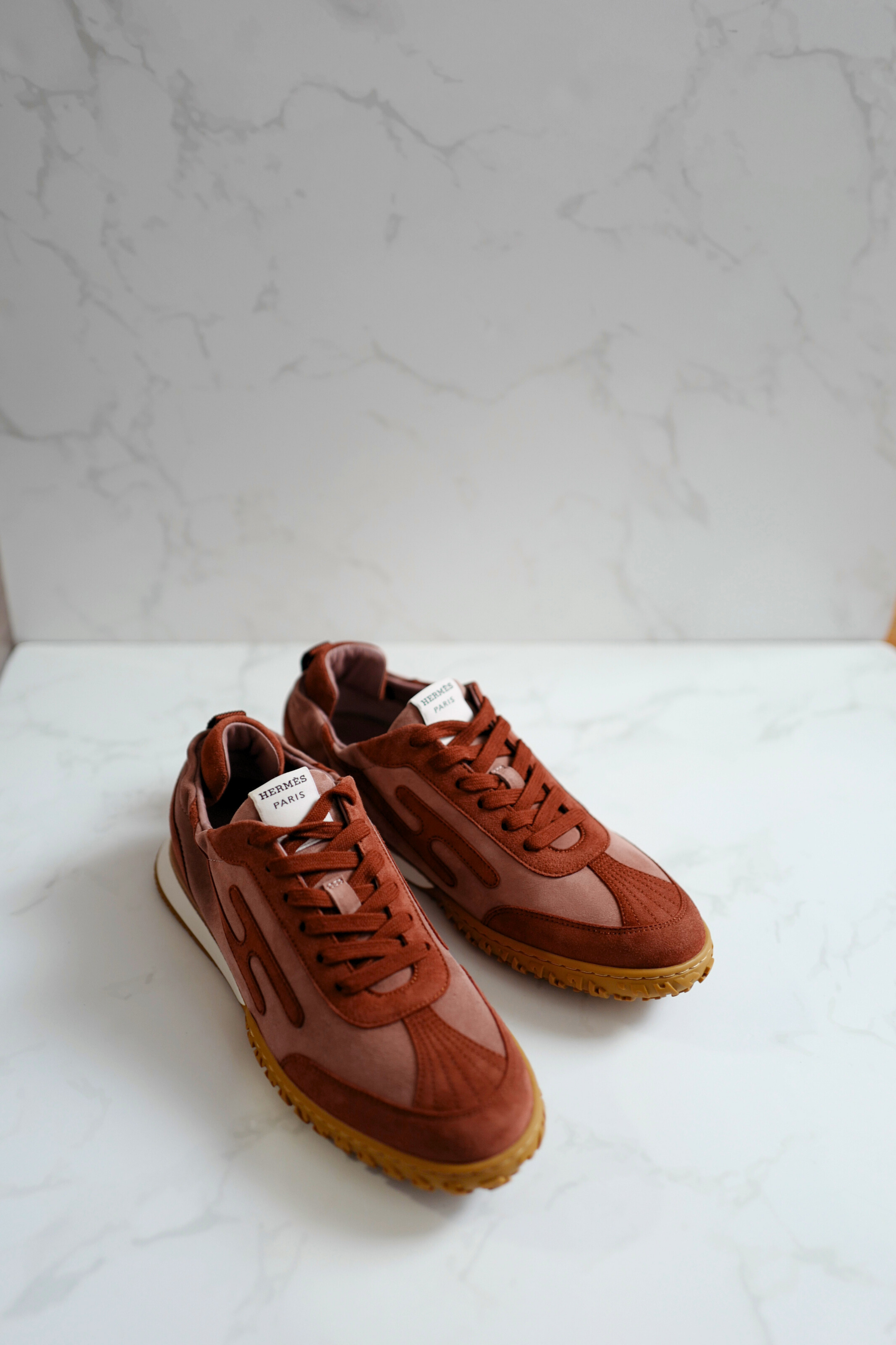 BNIB Hermes Women Sneakers Jet Velvet Rose Antique/Rouge size 38