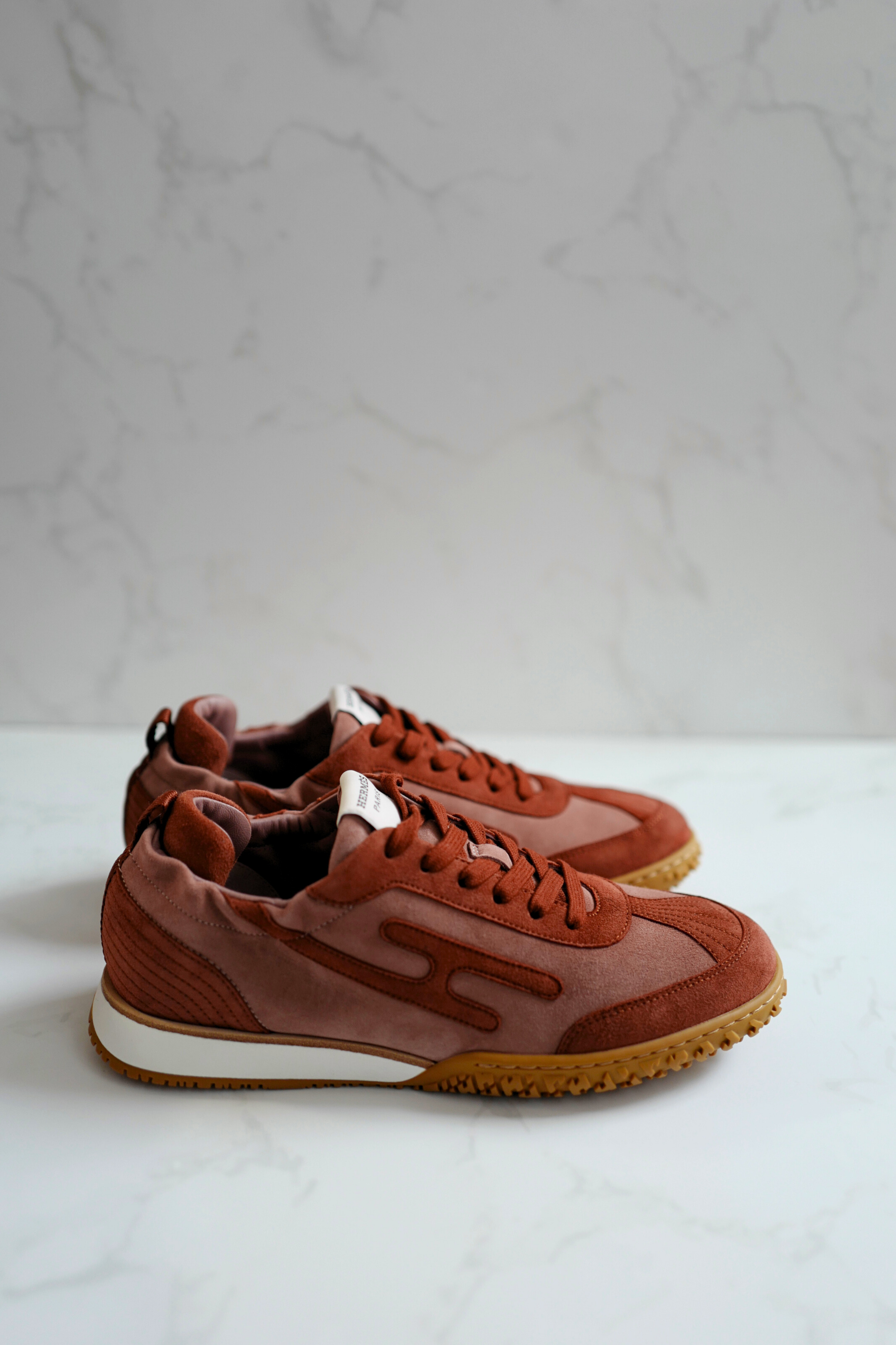 BNIB Hermes Women Sneakers Jet Velvet Rose Antique/Rouge size 38