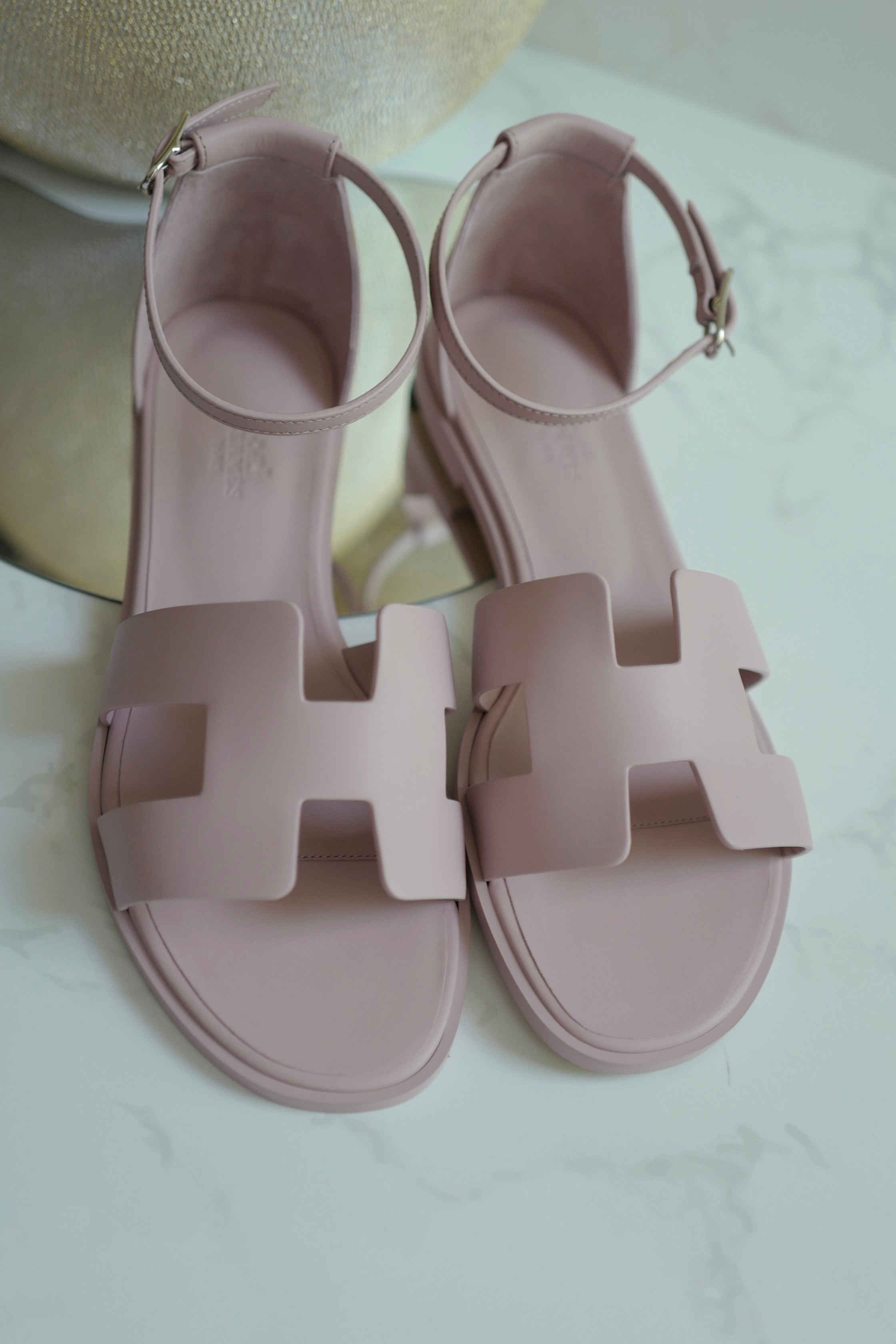 BNIB Hermes Santorini Sandal In rose cancan Size 39