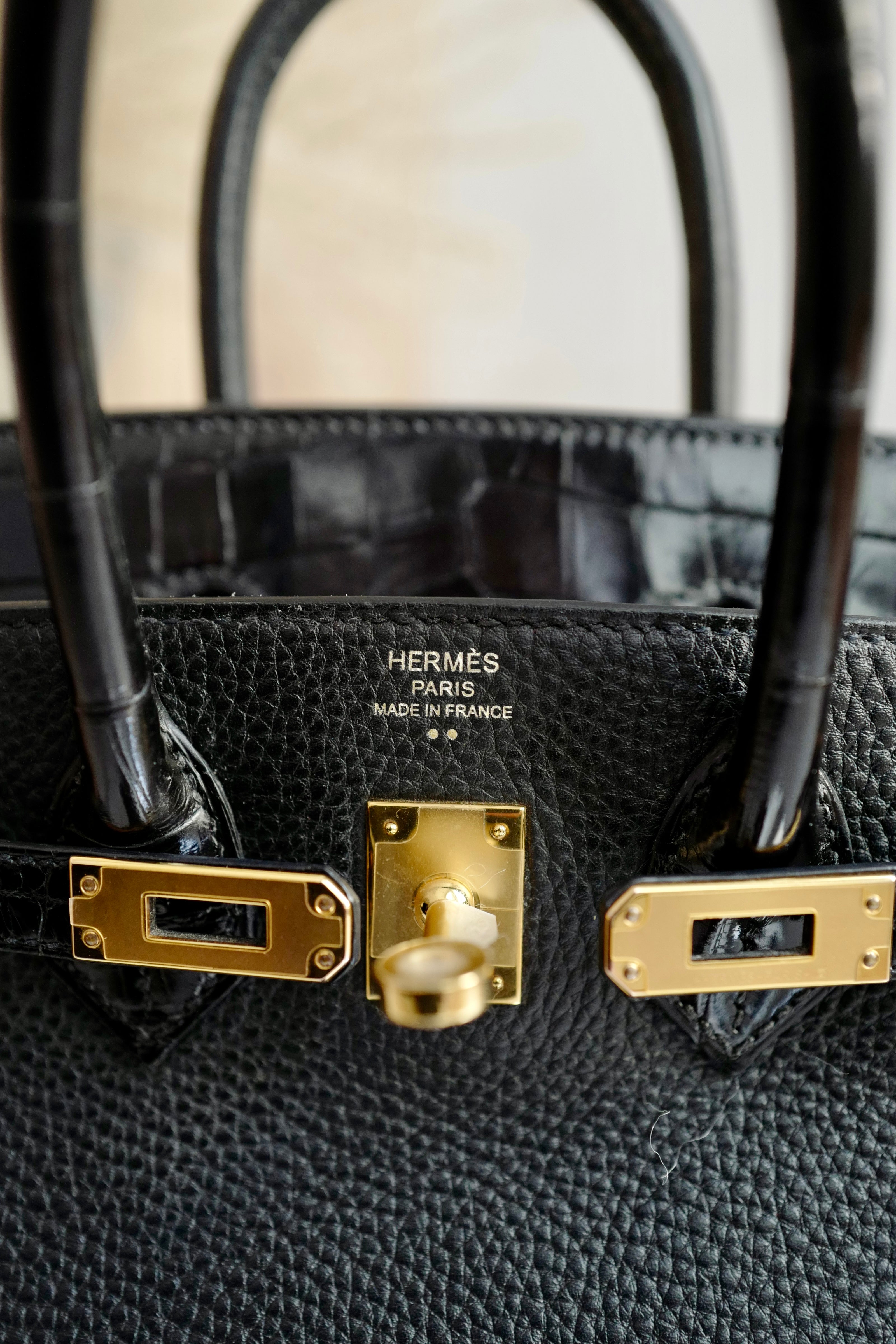 Hermes Birkin 25 touch shiny niloticus in noir/black gold hw Complete with Receipt