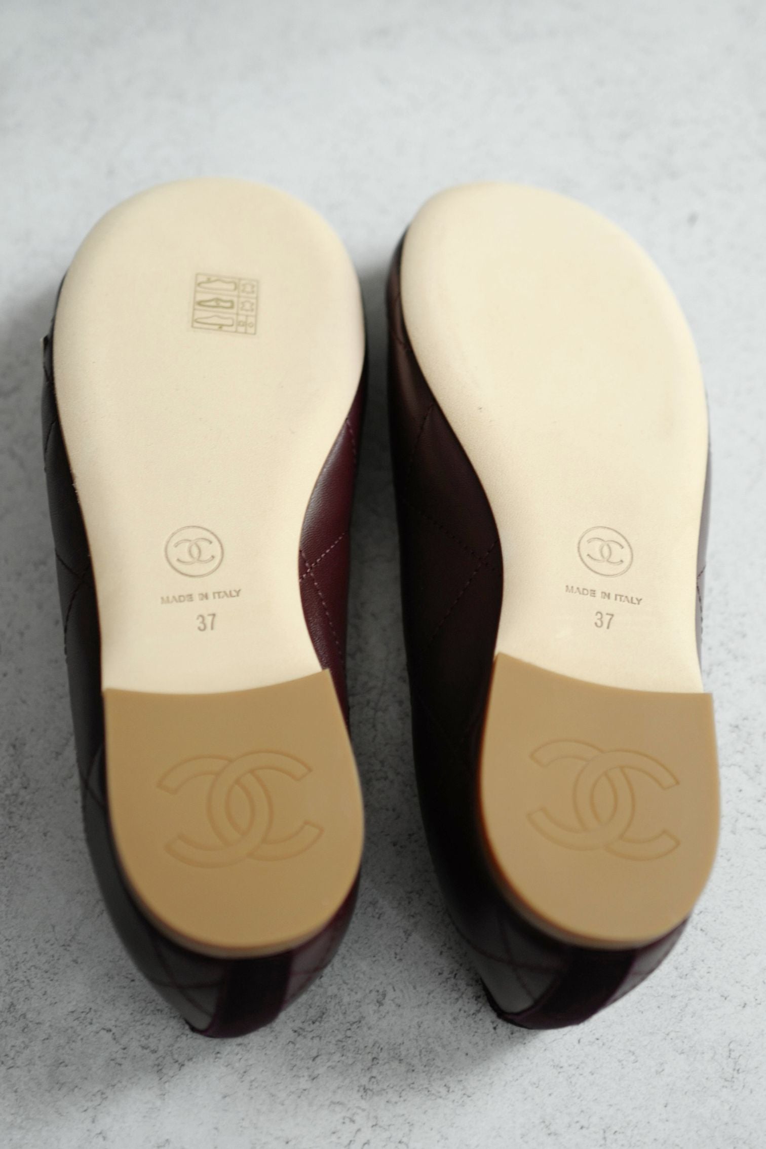 Chanel 26M Coco Beach Ballet Flats Burgundy White Lambskin Size 37