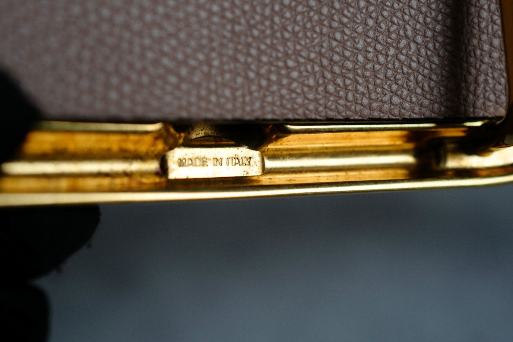 Valentino Vlogo Hammered Buckle Reversible Wide Signature Belt Burgundy/Blush