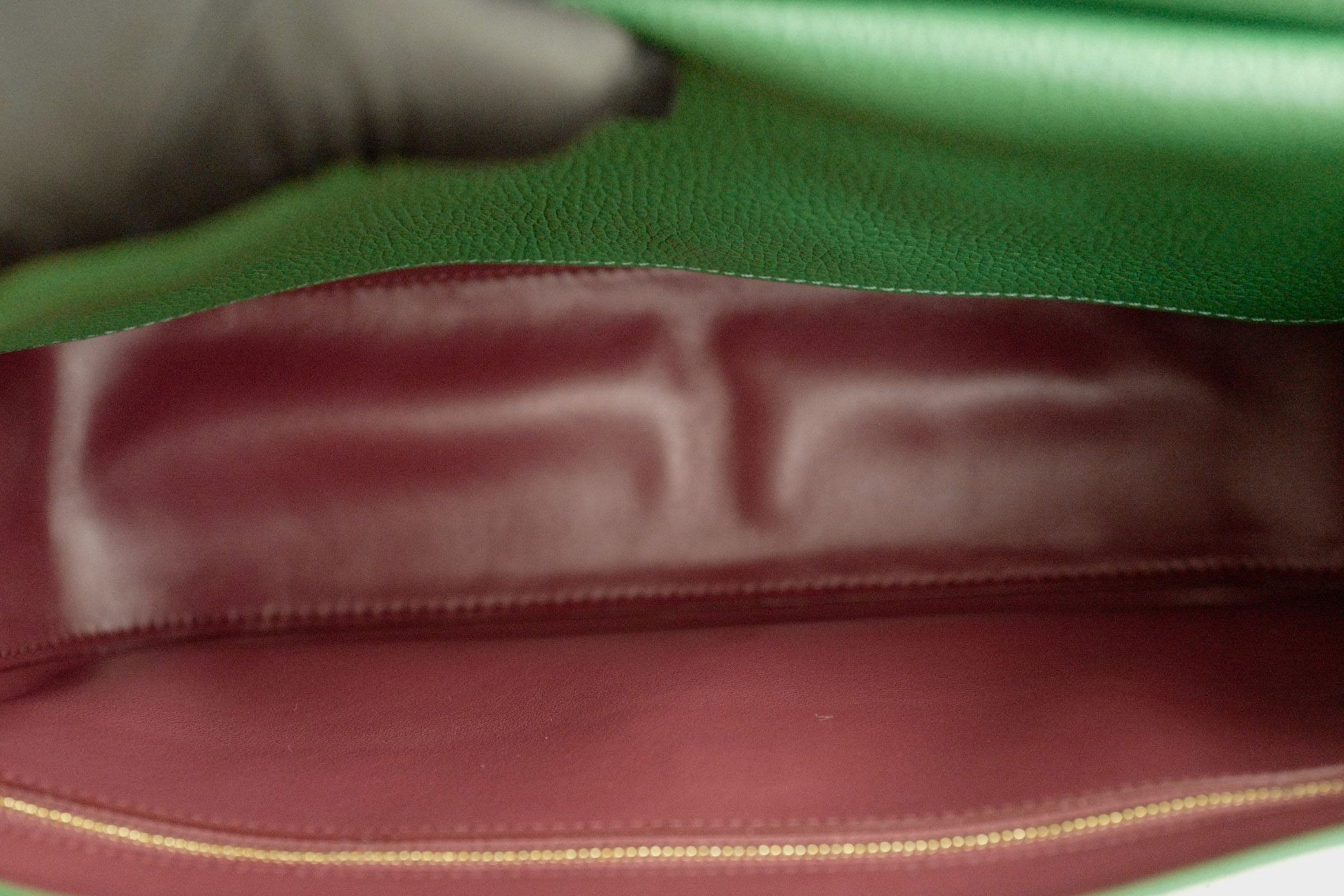 Chanel 26A Maxi 32 Flapbag "Matthieu Blazy" Green Grained Calfskin Gold Hardware