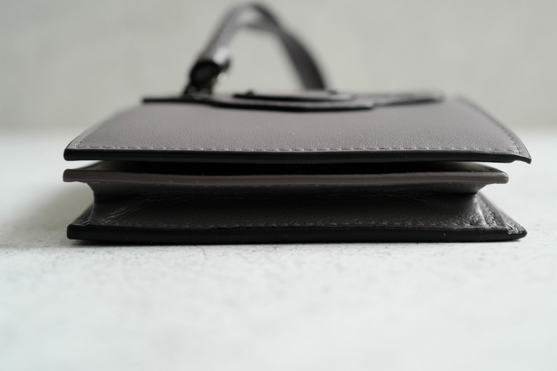 BNIB Balenciaga Women's Neo Classic Mini Wallet in Dark Grey Calfskin