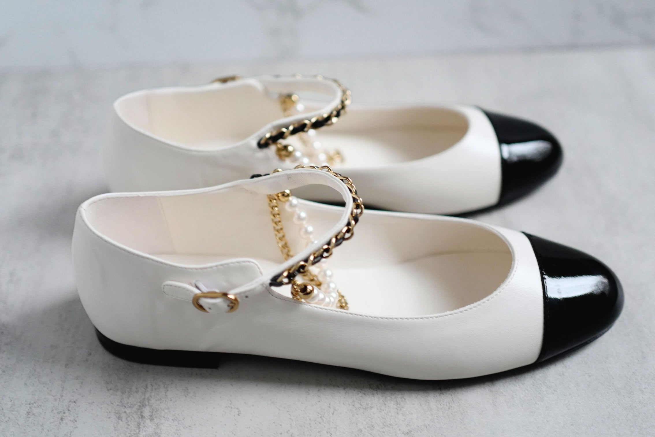 CHANEL Mary Jane Black/White Lambskin Patent Leather Pearl Detail Size 39