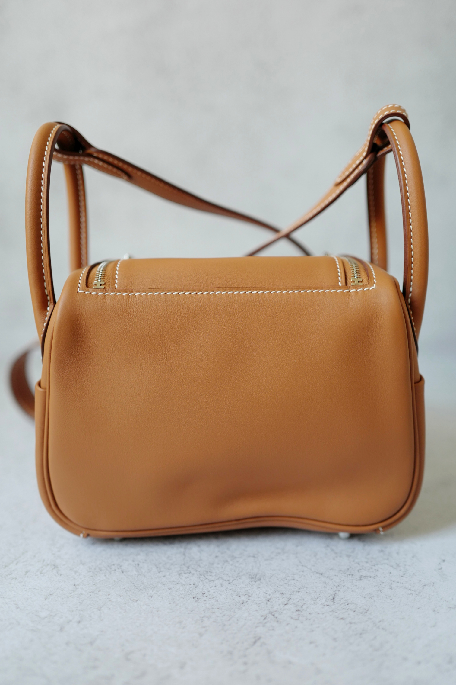 BNIB Hermès Lindy Mini II Bag Swift Leather Gold 37 Electrum Silver/Gold Hardware