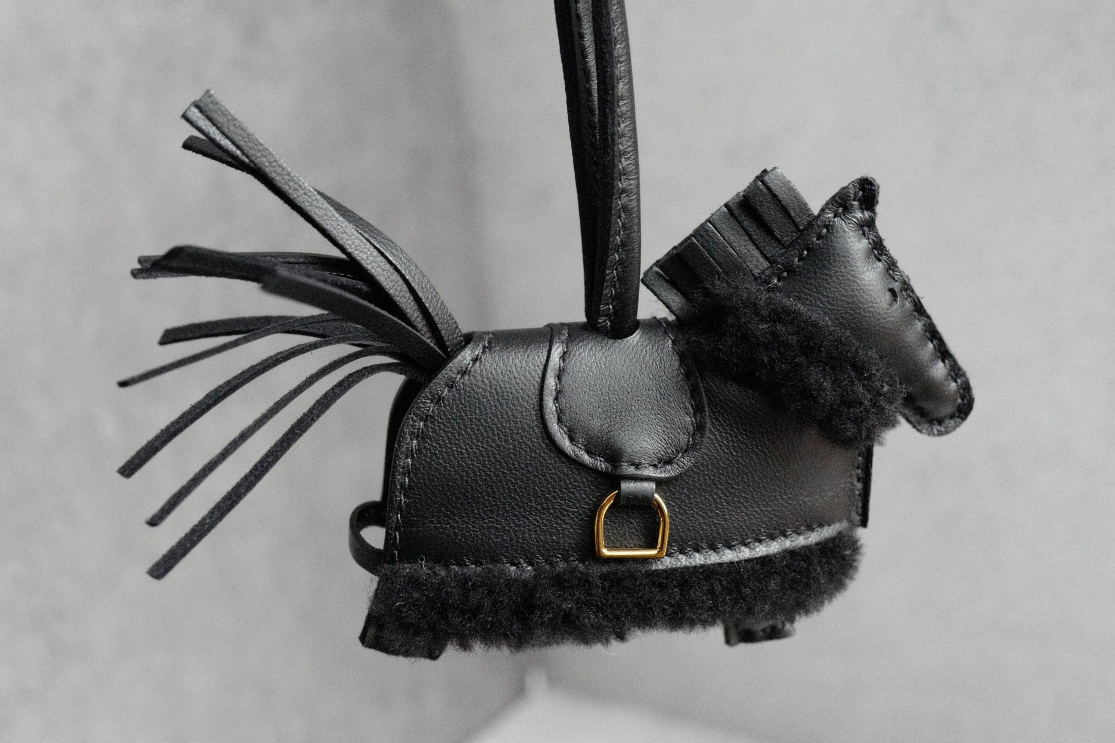 Hermès Horse Charm Rodeo Robeo Plush PM Noir Lambskin Wool Yellow Gold Plated