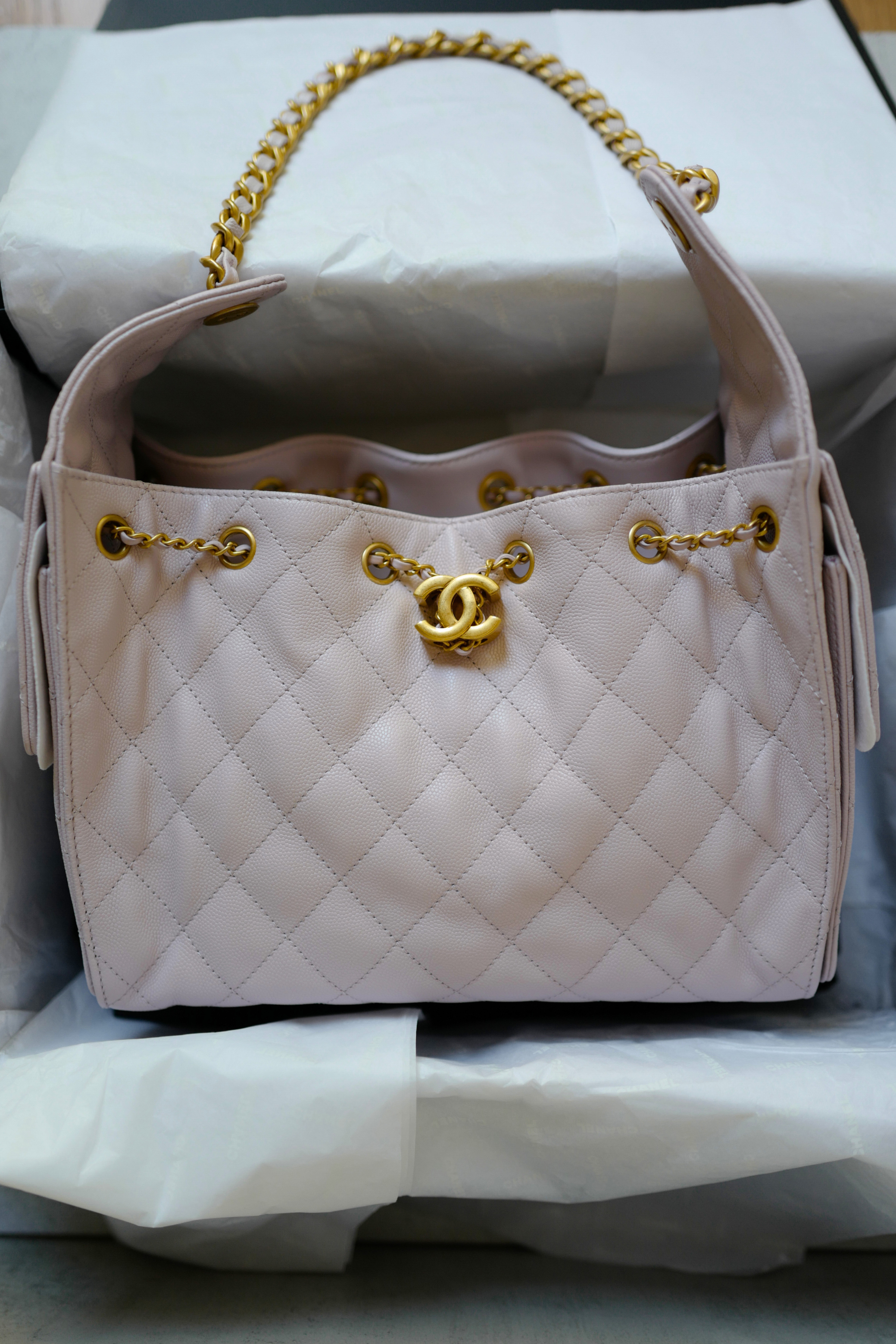 BNIB Chanel 25K Small Hobo Bag Light Pink Grained Calfskin with Gold Hardware