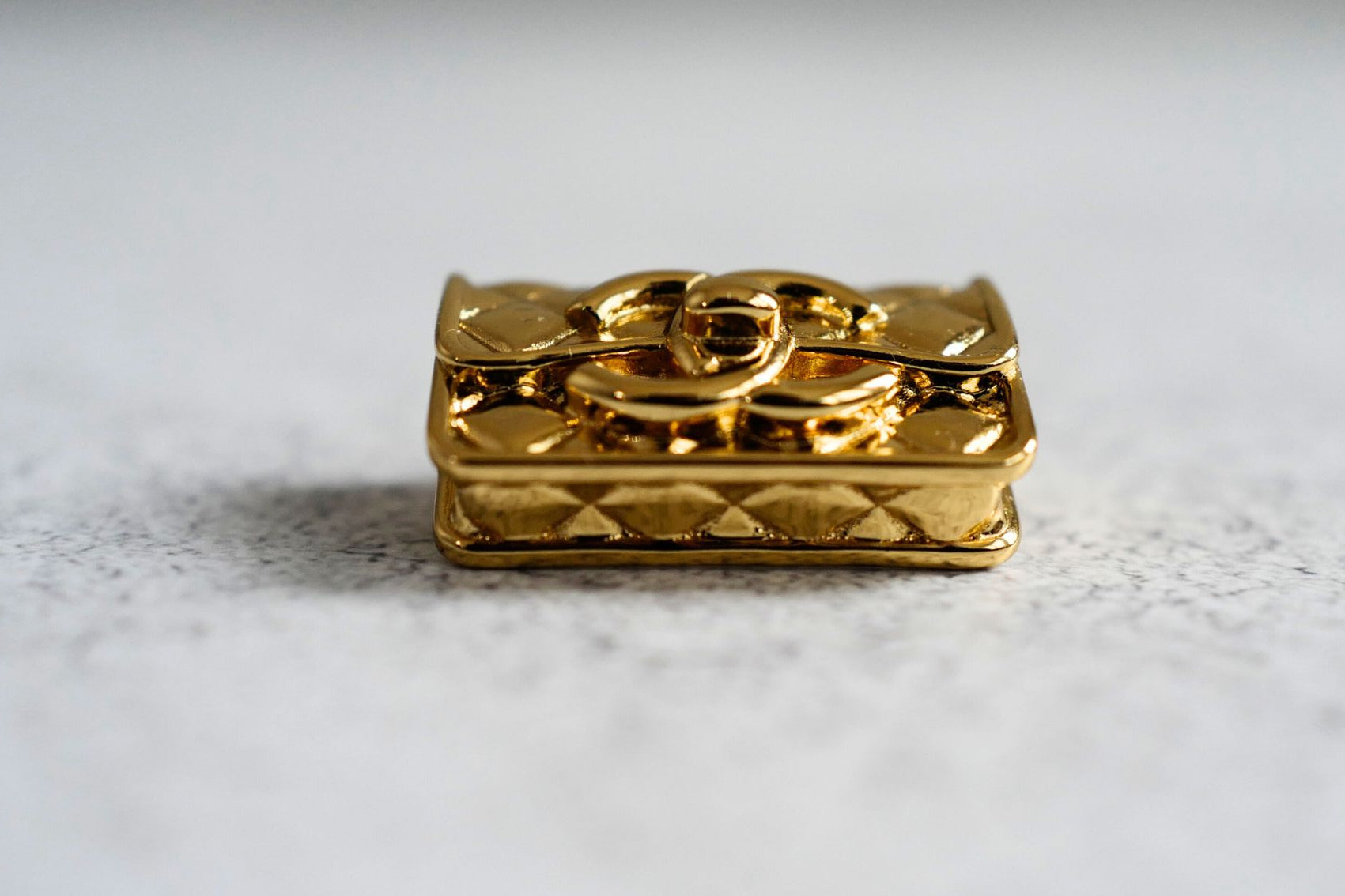 CHANEL Brooch B23K Matelasse bag motif Gold Metal BNIB NEW