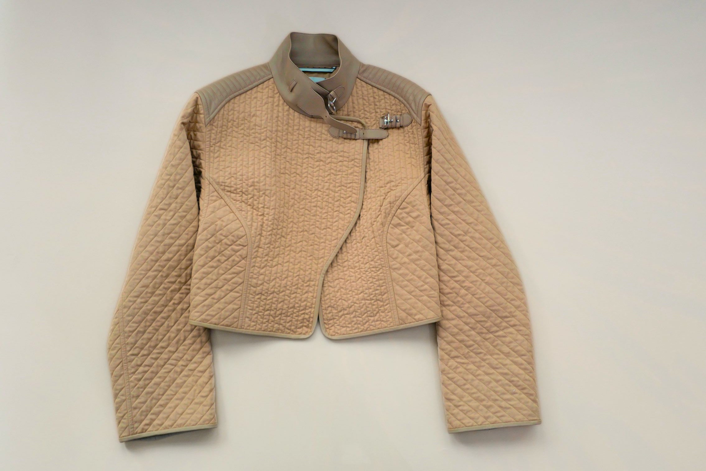 NEW Hermès Quilted Outdoor Jacket Beige Cajou size 36