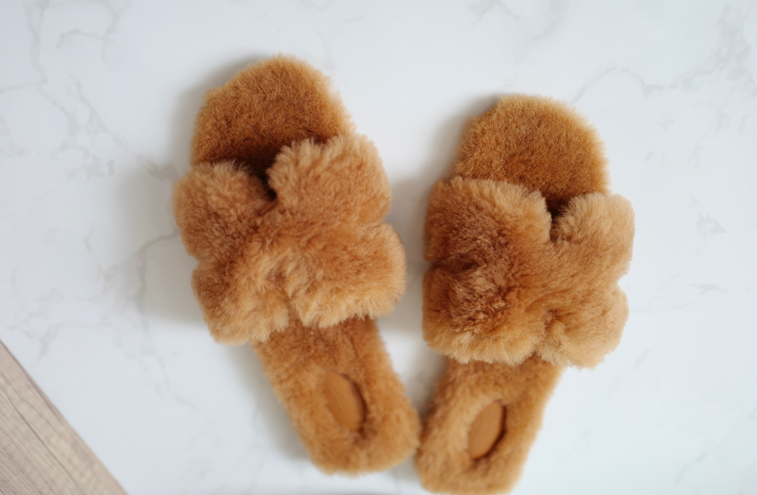 New Hermès Oran Sandal in Sheep Fur Naturel  Size 39