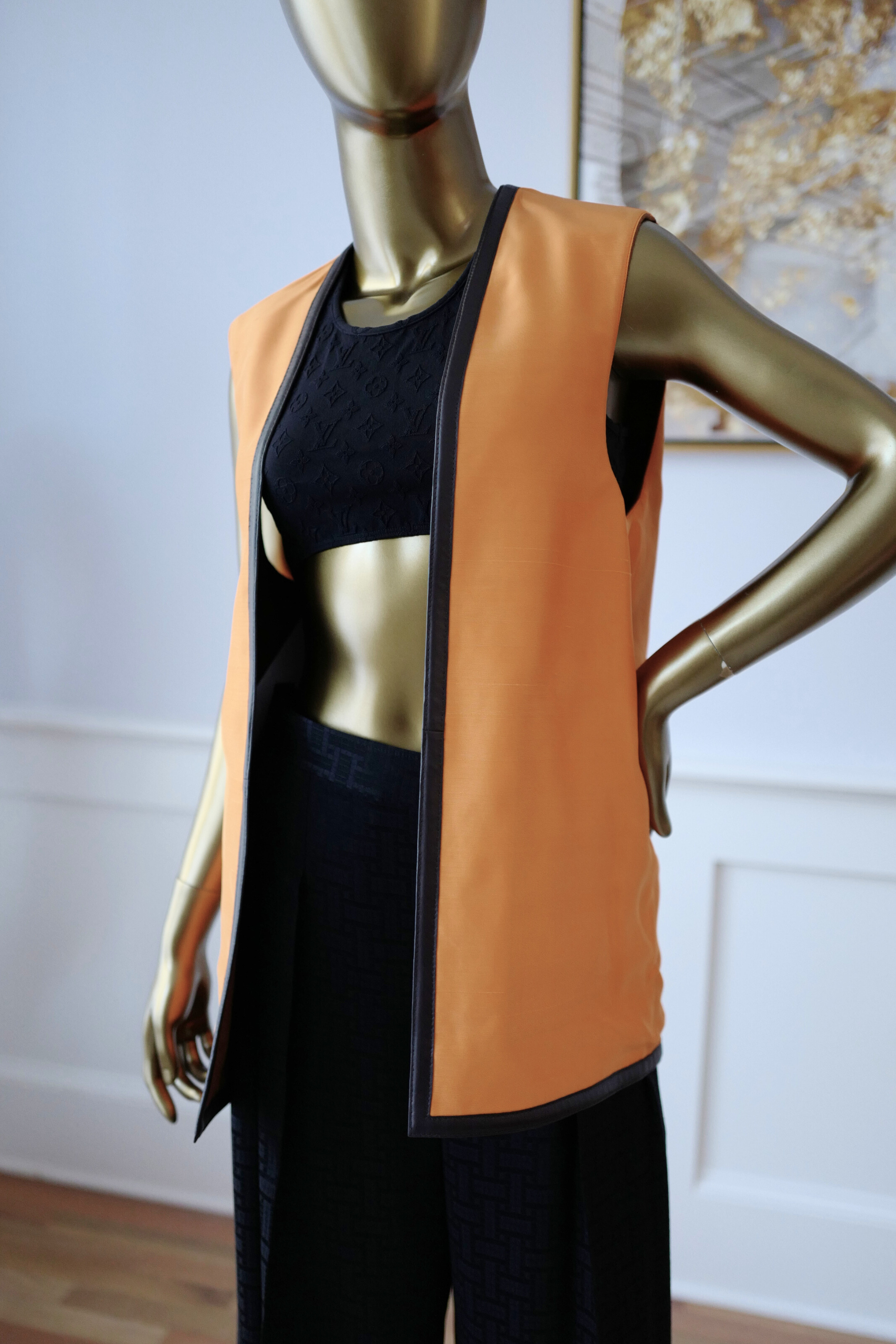 Hermès Women’s Limited Re-edition Outdoor Jacket Reversible Marron Muscade Silk Shantung Size 36 with Nappa Lambskin Trim