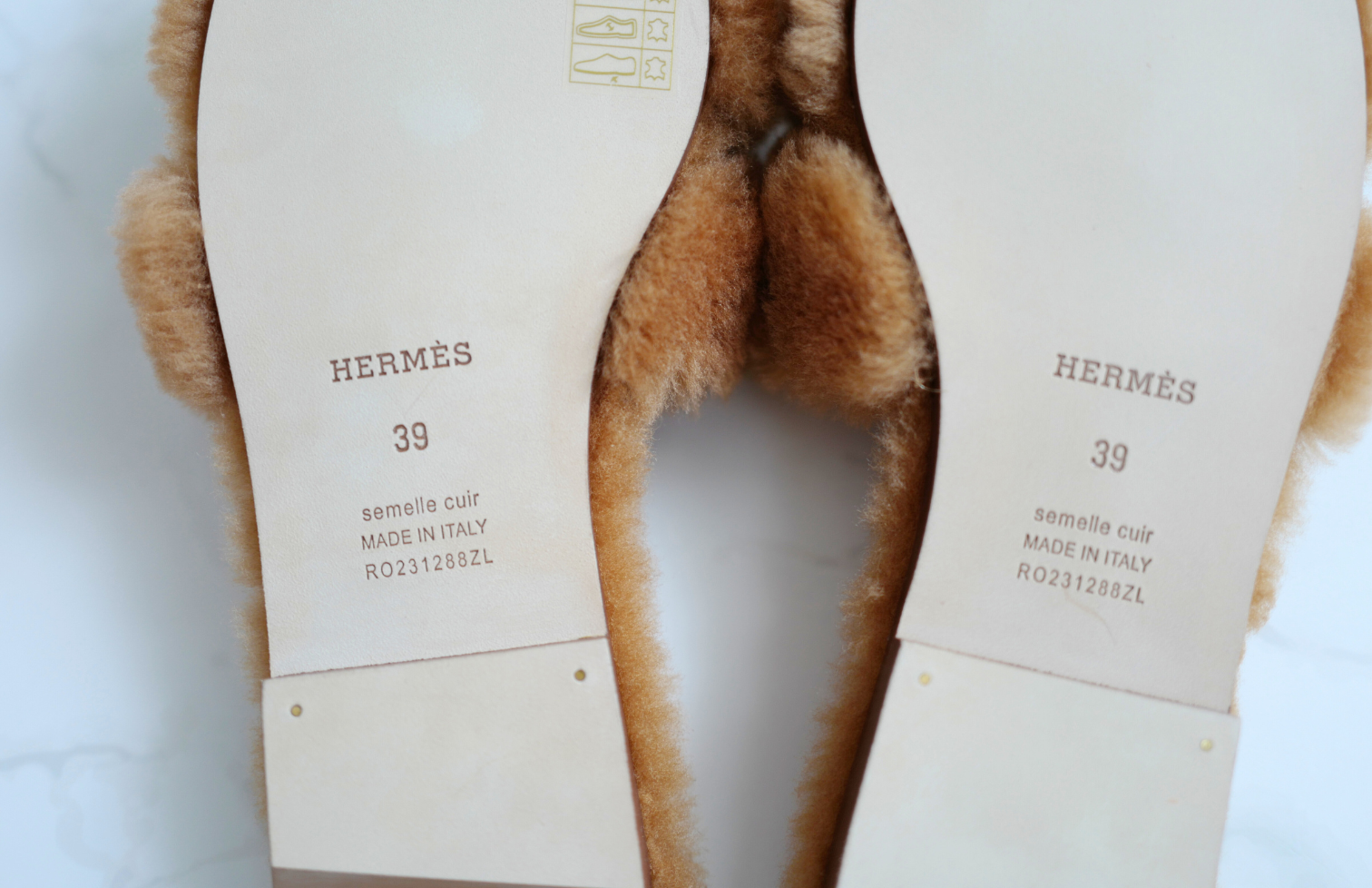 New Hermès Oran Sandal in Sheep Fur Naturel  Size 39