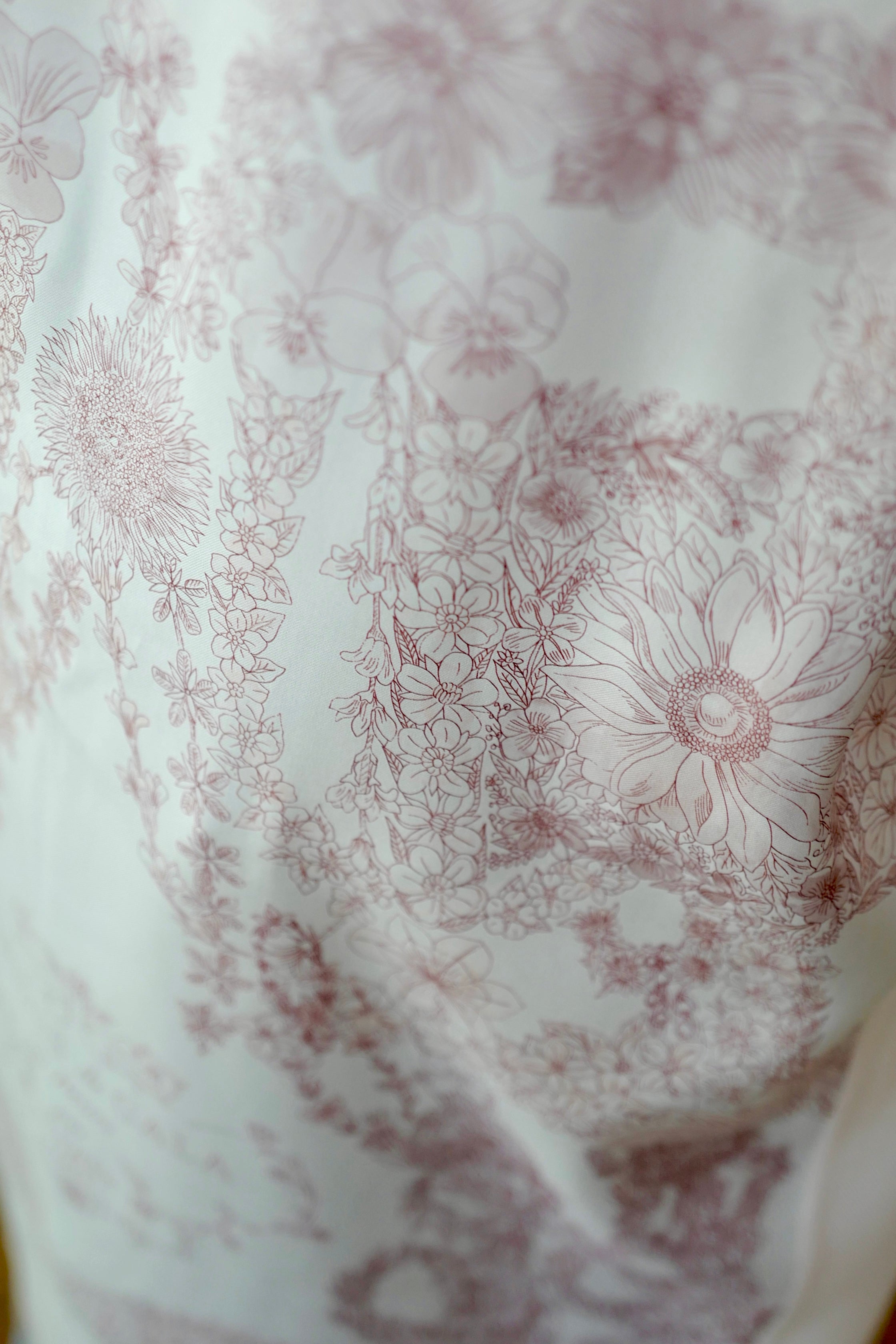 NEW Hermès "Brides de Gala en Fleurs" long-sleeve twillaine– Rose Pâle Pink- Size 34 $5K Retail