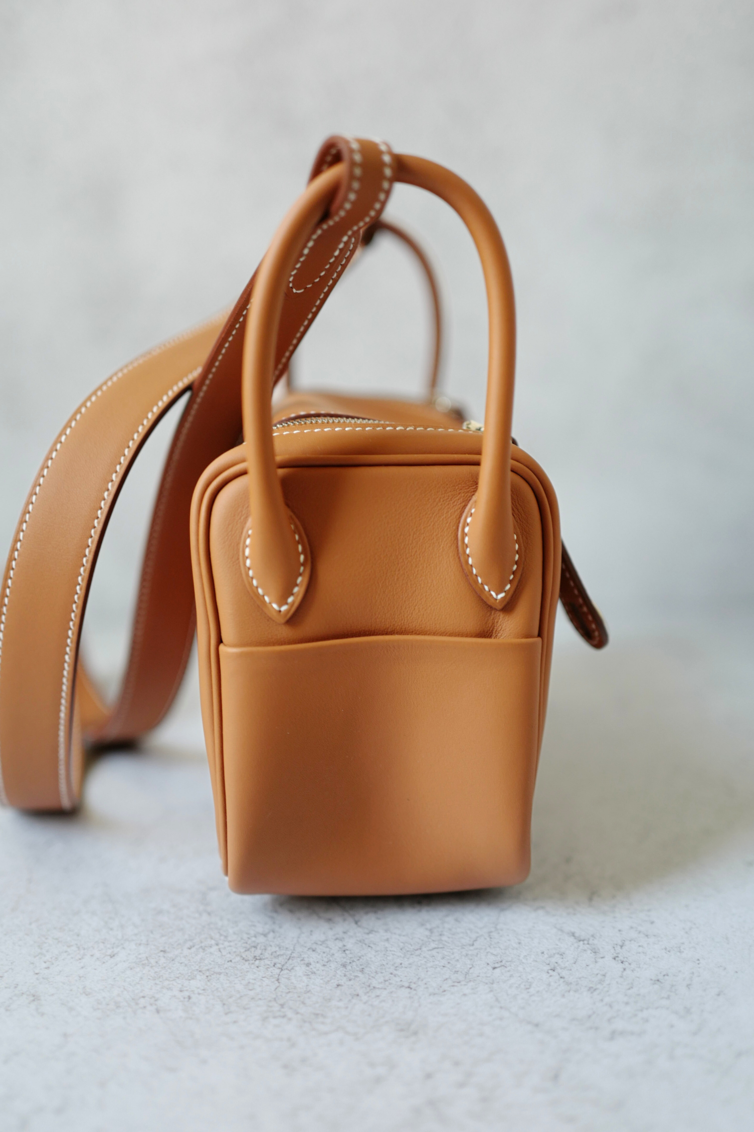 BNIB Hermès Lindy Mini II Bag Swift Leather Gold 37 Electrum Silver/Gold Hardware