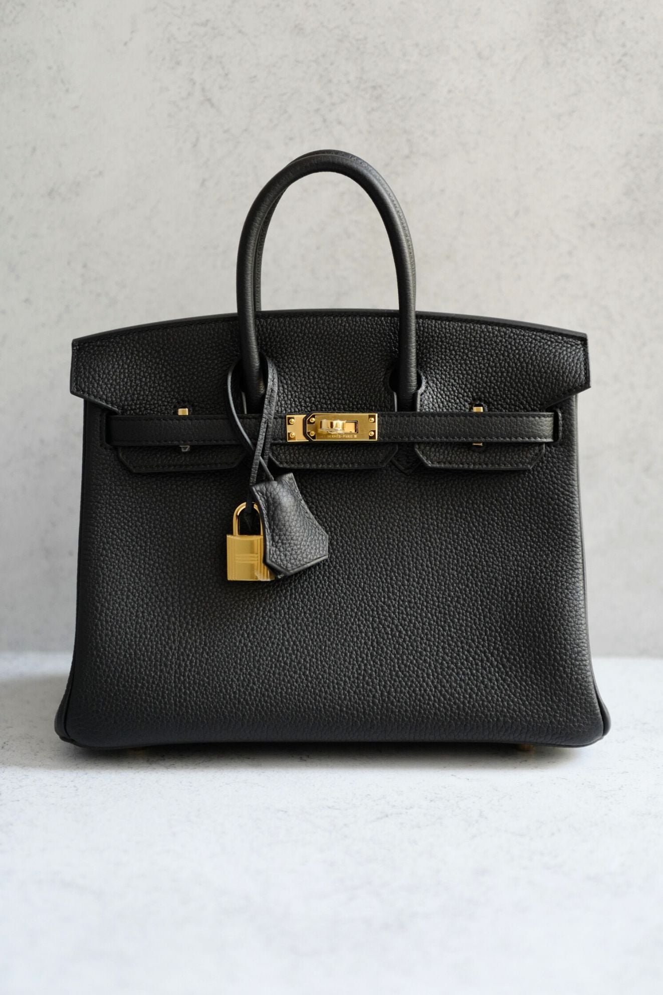 Hermès Birkin 25 Black Togo Leather Gold Hardware K Stamp 2025
