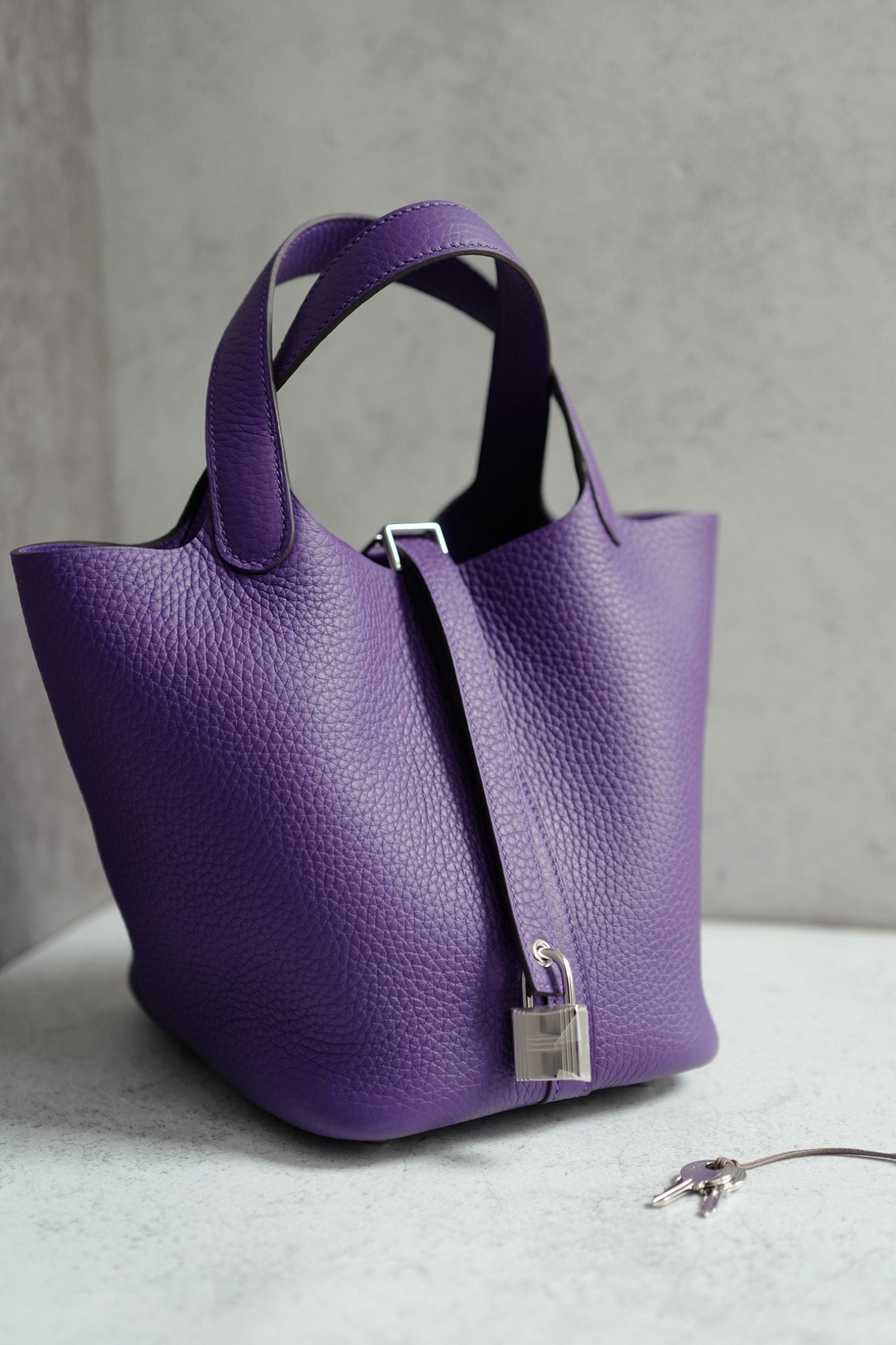 BNIB Hermes Picotin 18 Purple Clemence Leather Palladium Hardware G Stamp