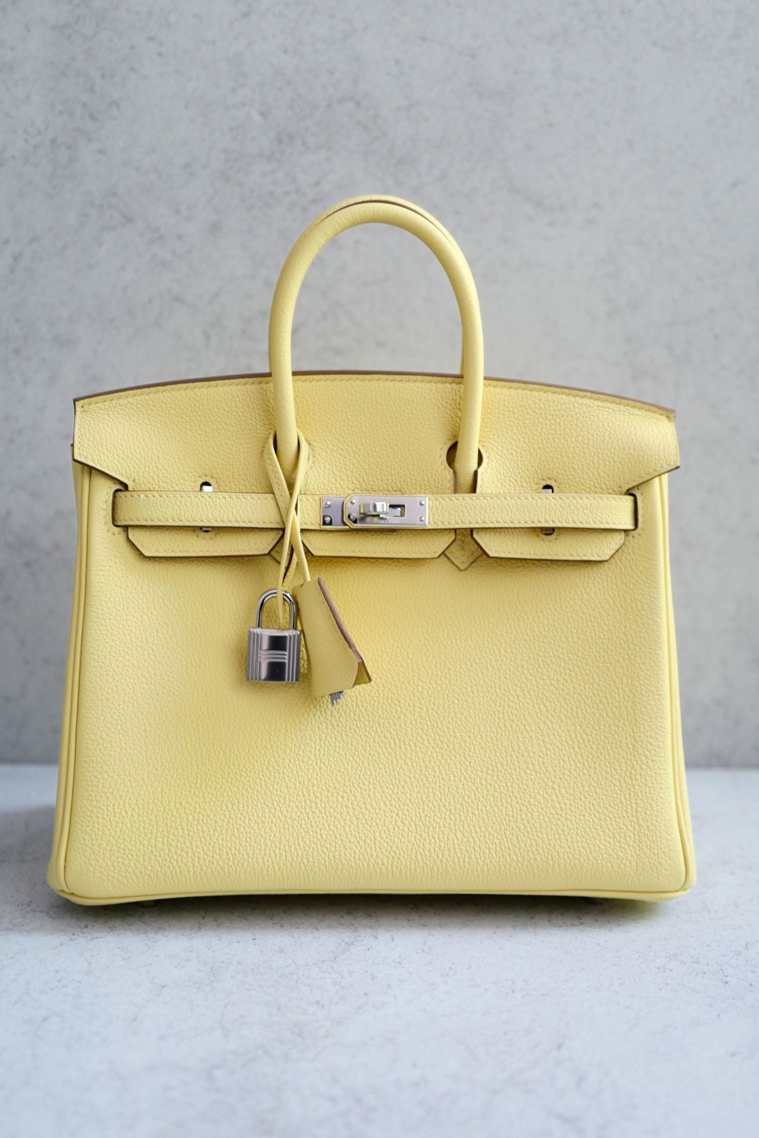 Hermès Birkin 25 Jaune Poussin Togo Leather Palladium Hardware G Stamp