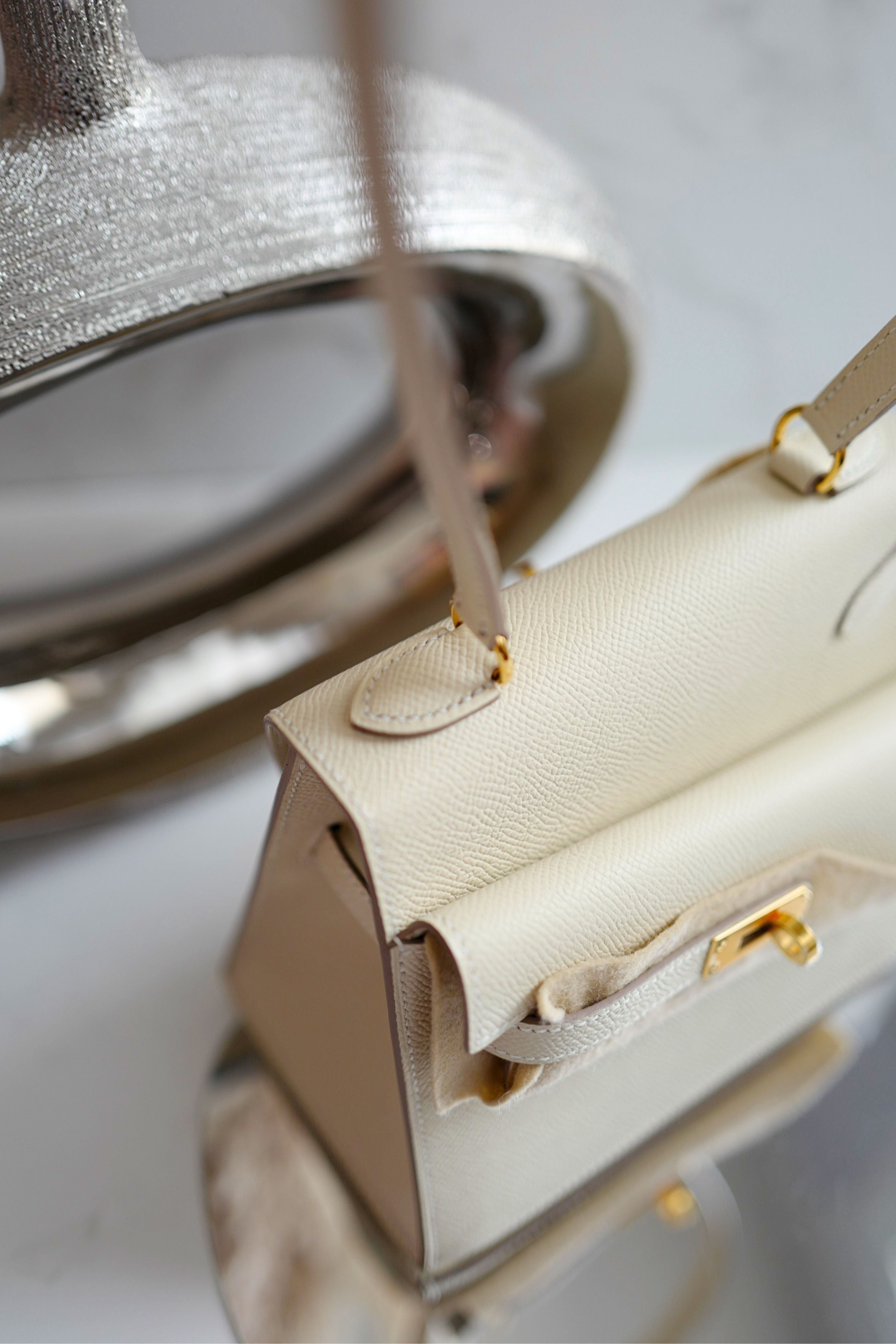 BNIB Hermes Kelly En Desordre Craie Epsom Gold HW Limited Edition