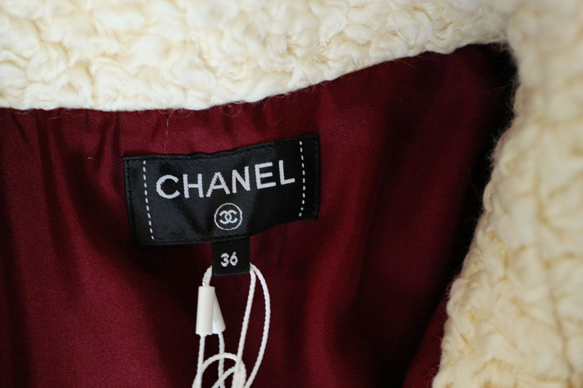 NEW Chanel 26K Oversized Jacket Wool String with Silk Lining Beige Size 36