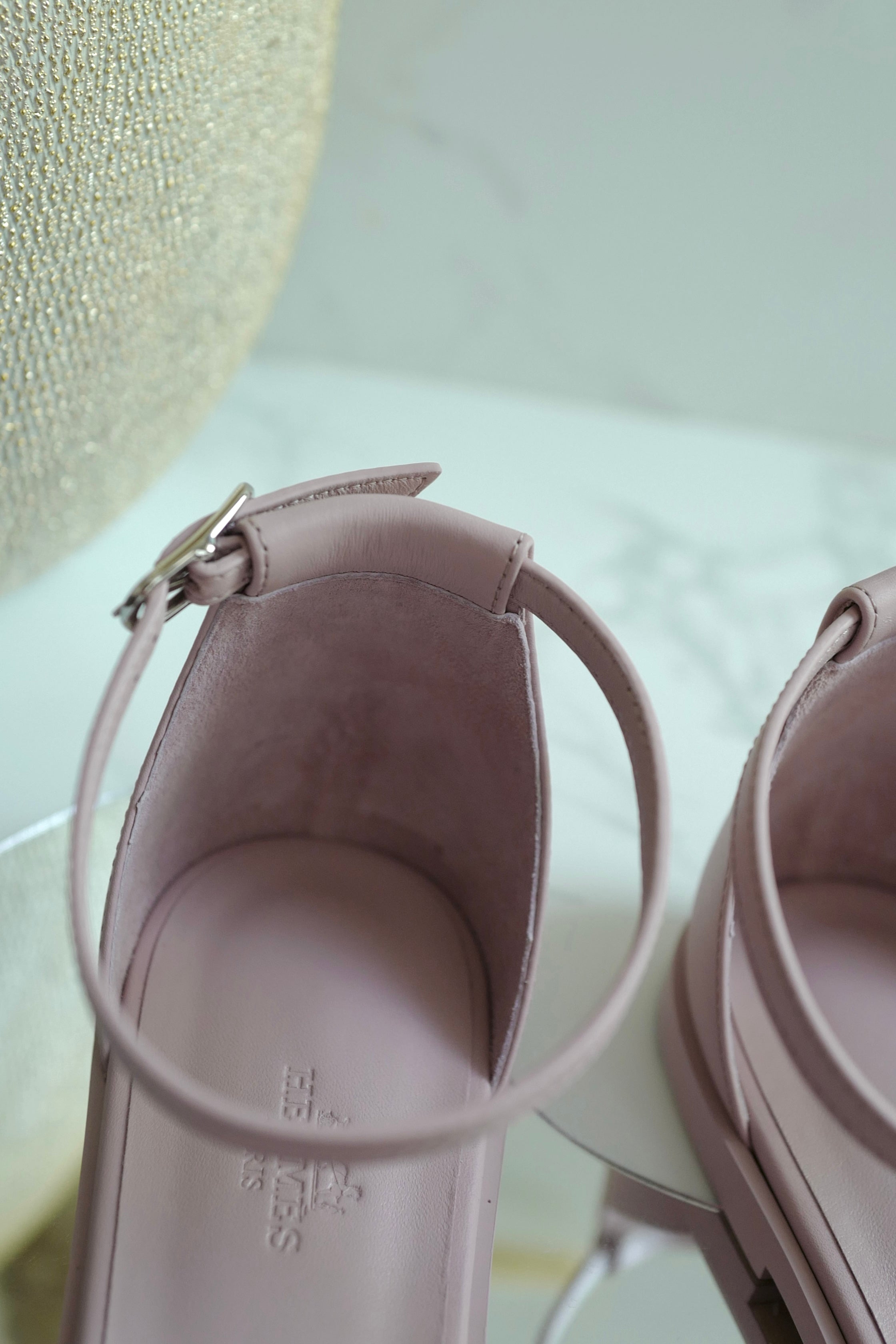 BNIB Hermes Santorini Sandal In rose cancan Size 39