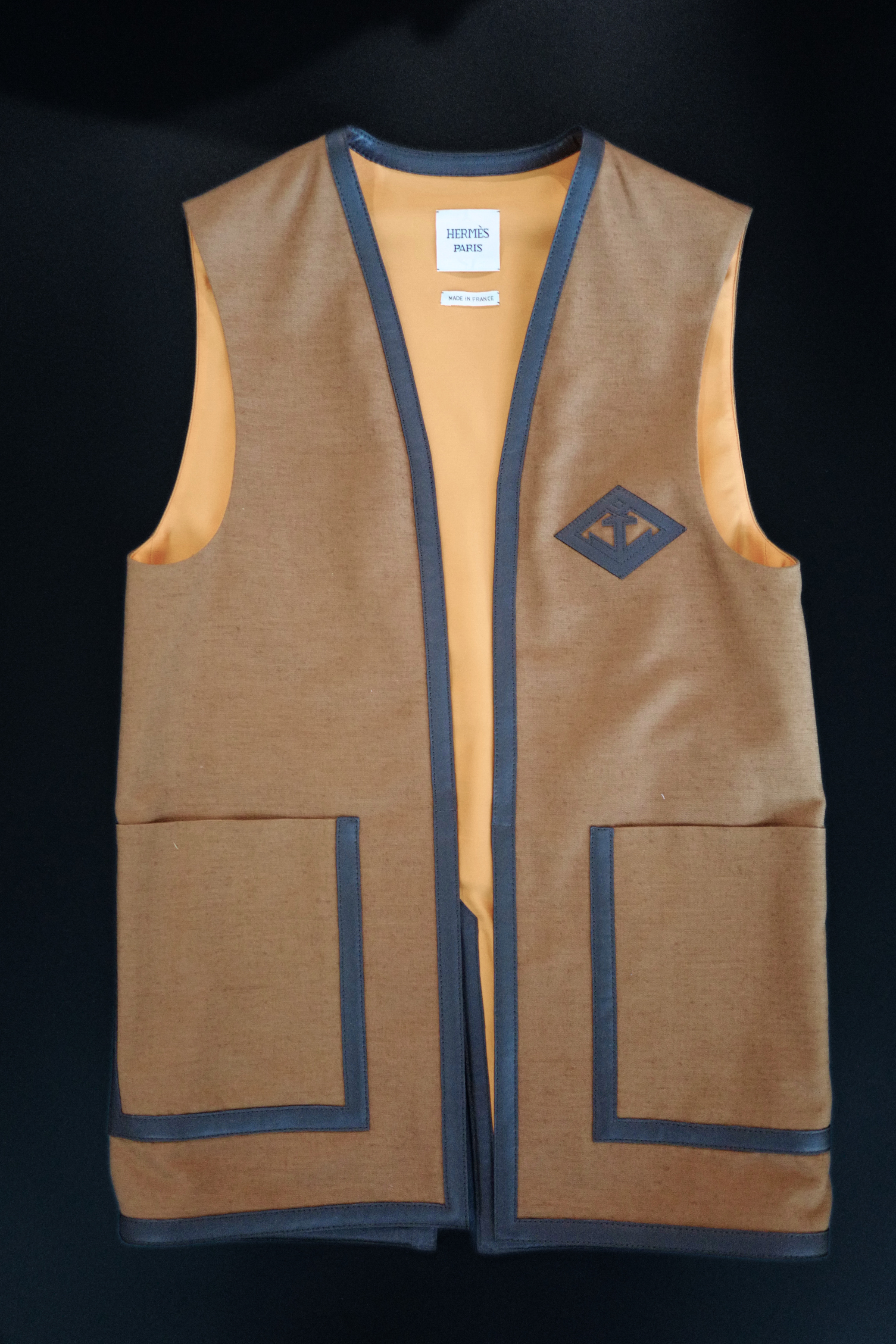 Hermès Women’s Limited Re-edition Outdoor Jacket Reversible Marron Muscade Silk Shantung Size 36 with Nappa Lambskin Trim