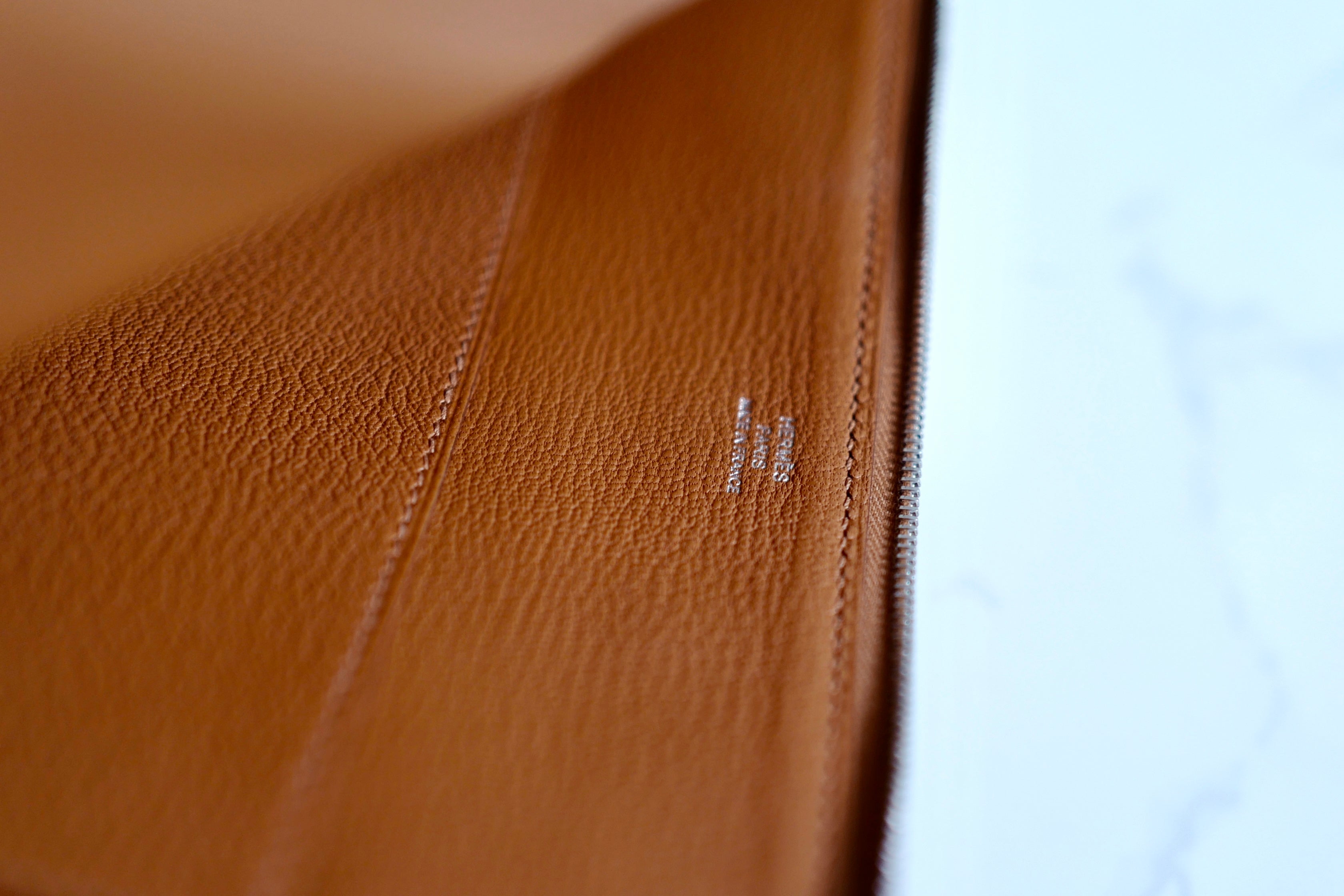 BNIB Hermès H Swift Canvas Cargo Travel Pouch in Ecru-Gold with Palladium HW