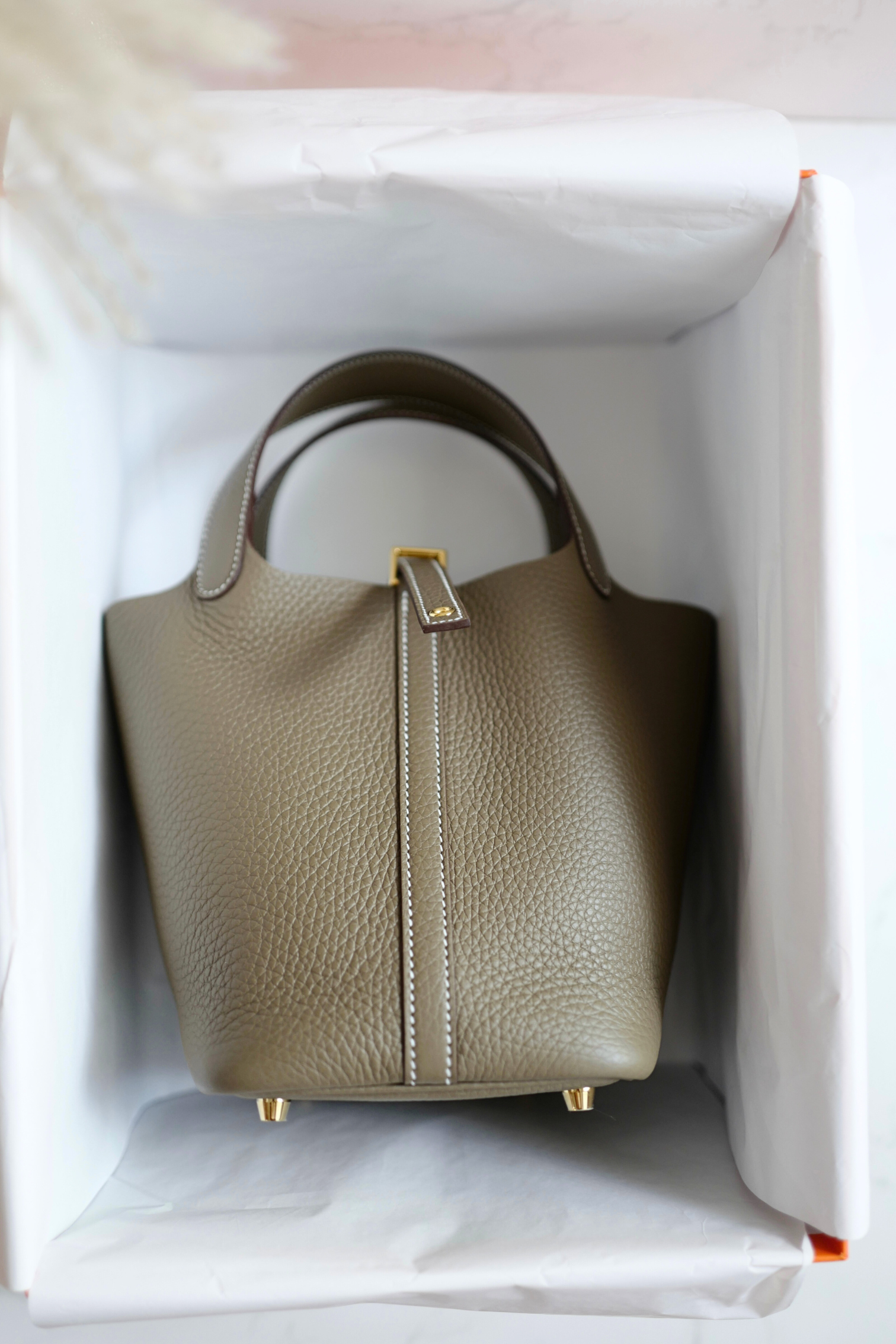 BNIB Hermes Picotin 18 Etoupe Clemence Leather with Gold Hardware