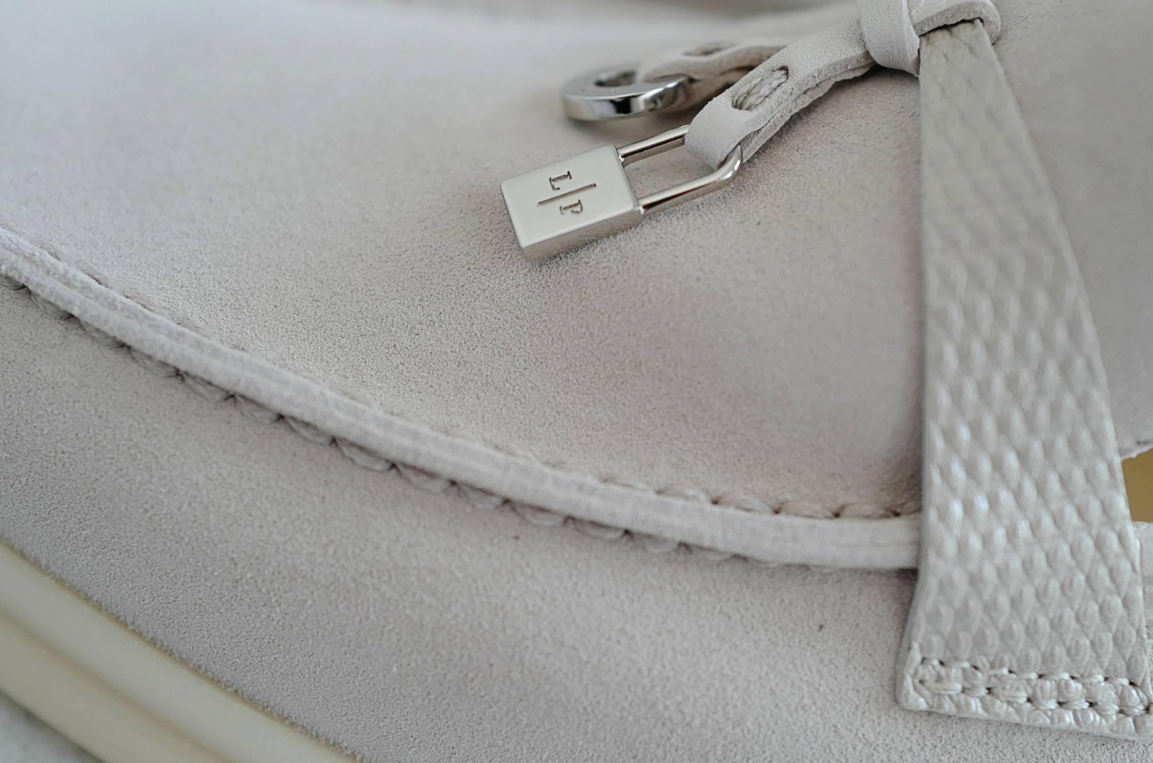 Loro Piana Pearl Walk Infinito Lizard Loafers Pearl Beige My Charms Size 36.5