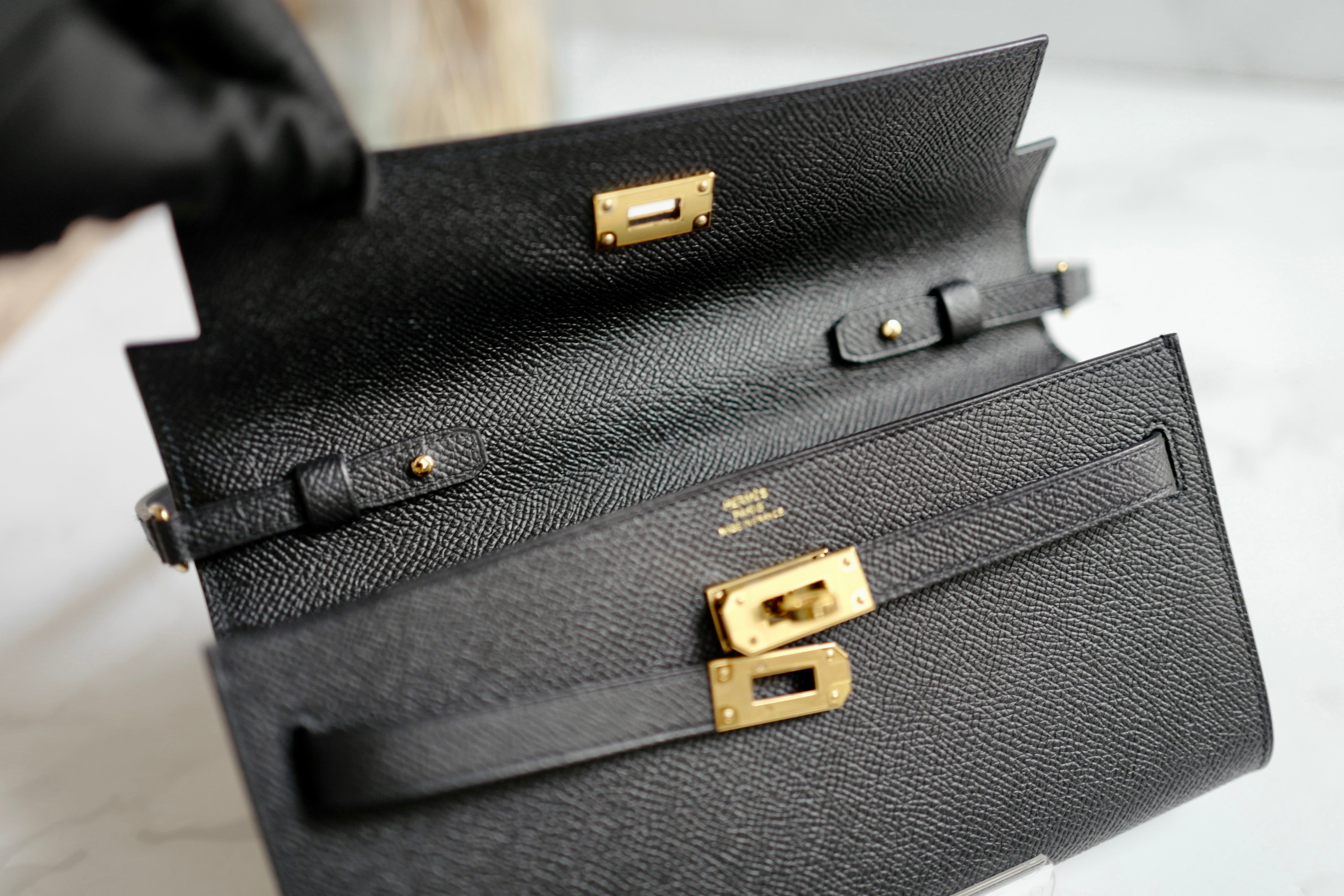 Hermes Sac Kelly To Go in Black Epsom Gold HW