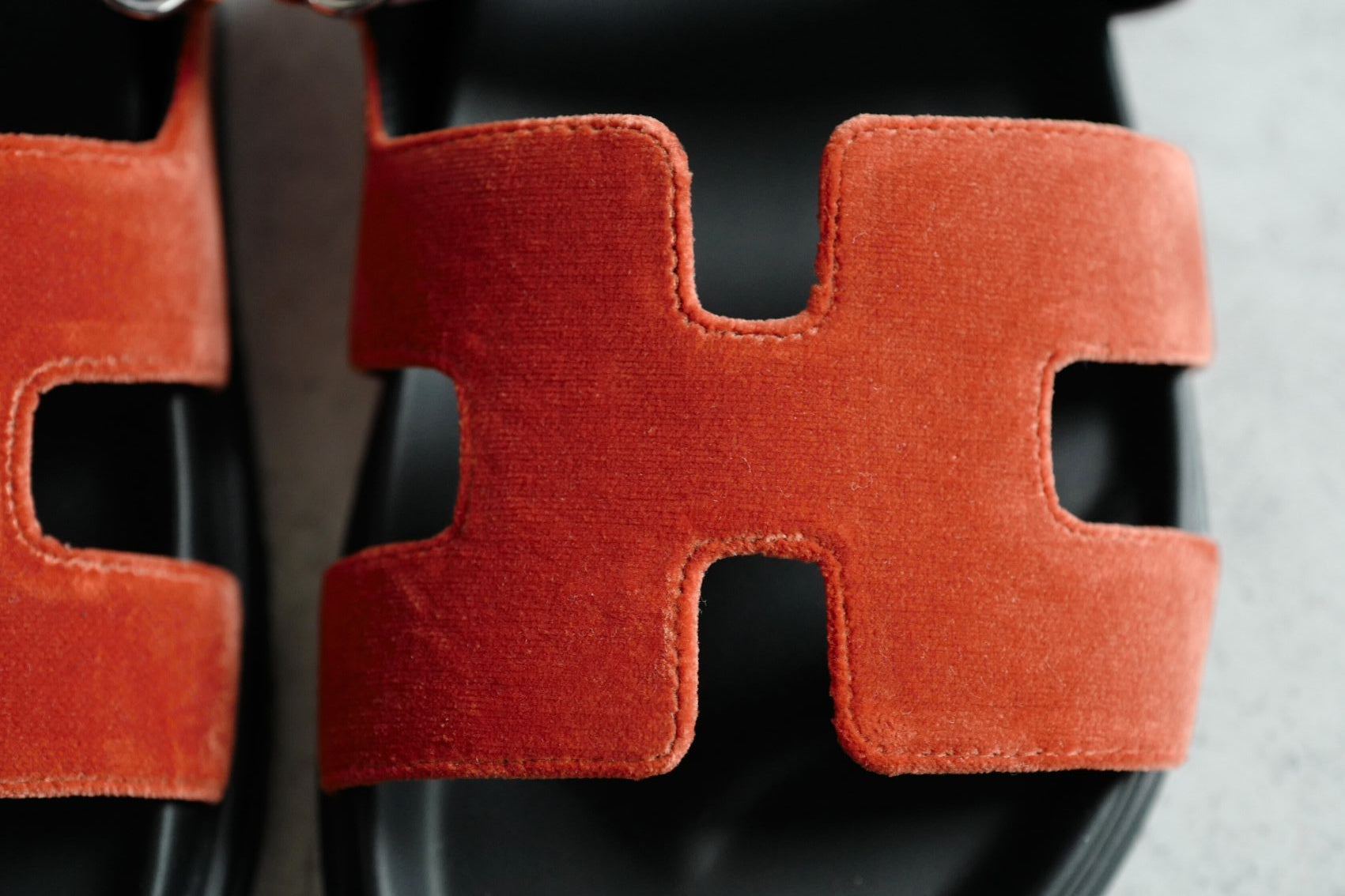 *BNIB* Hermes Women's Chypre Suede Goat Skin Orange Canyon/Bruyere Size 37.5