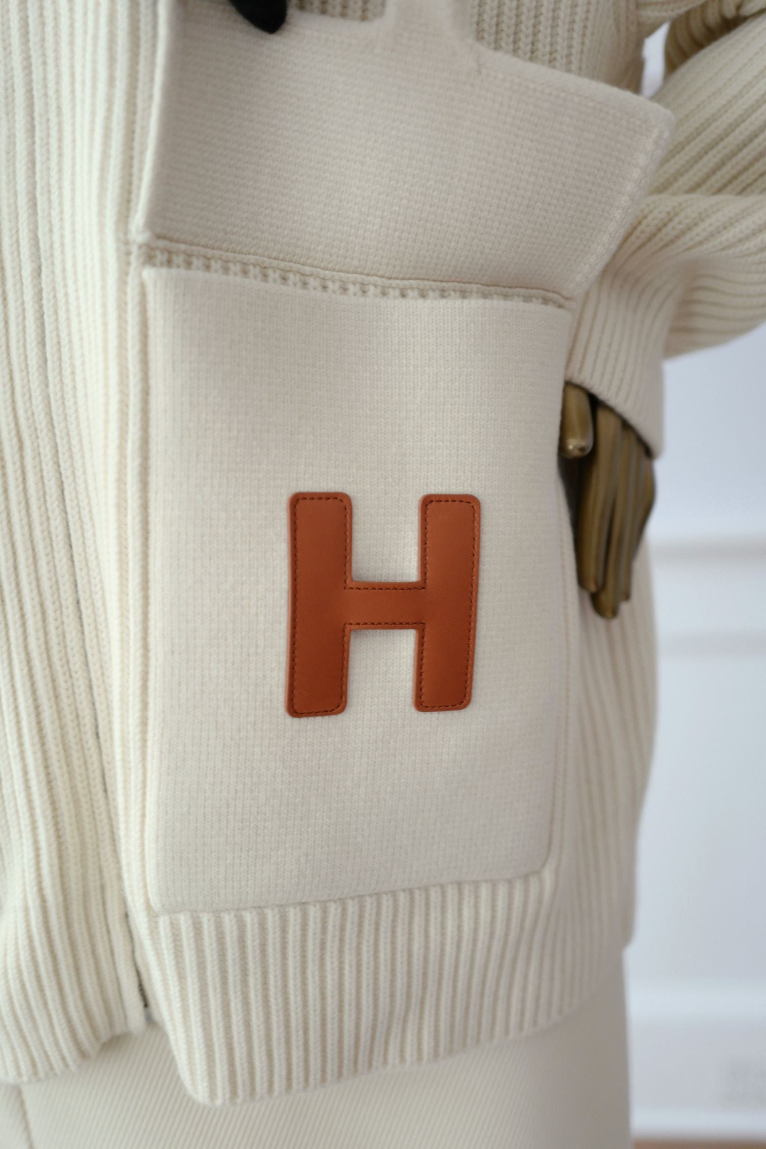 Hermès Blouson Cardigan Blanc Naturel Wool Knit Size 34