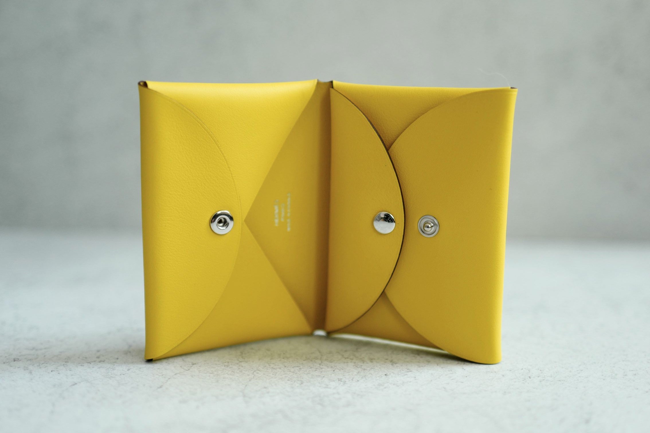 BNIB Limited Edition Hermès Calvi Duo Compact Card Holder Jaune De Naples PHW